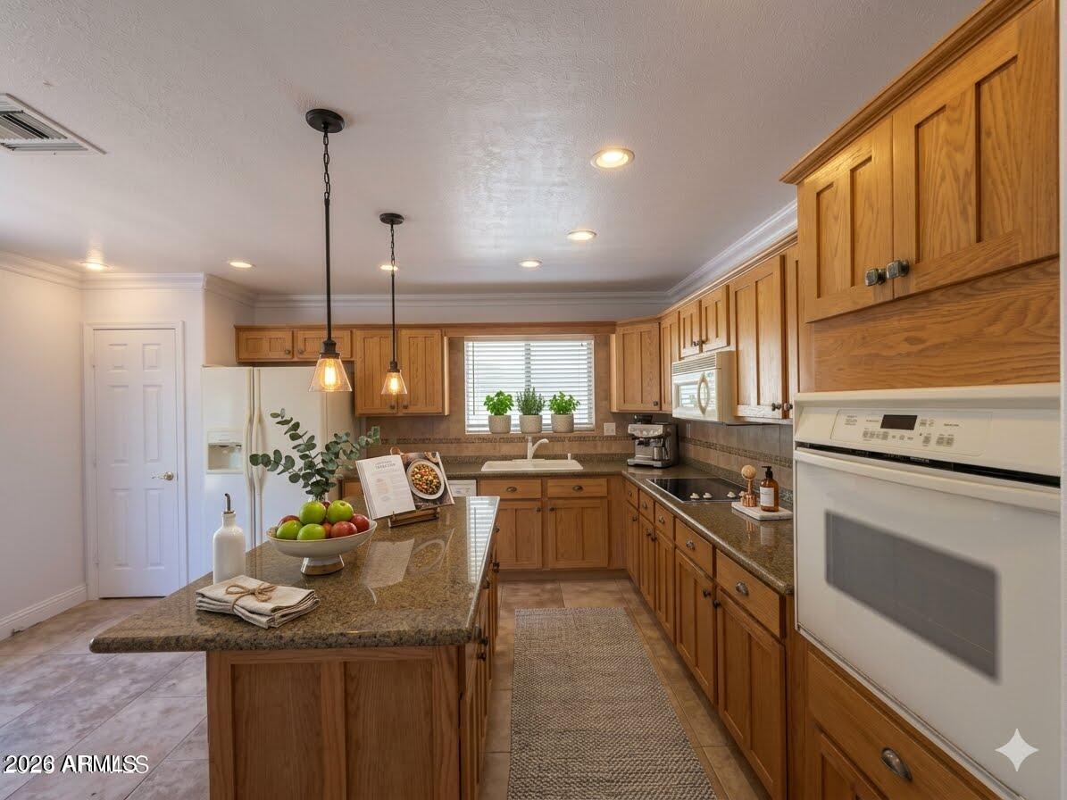 1314 E MINERAL Road