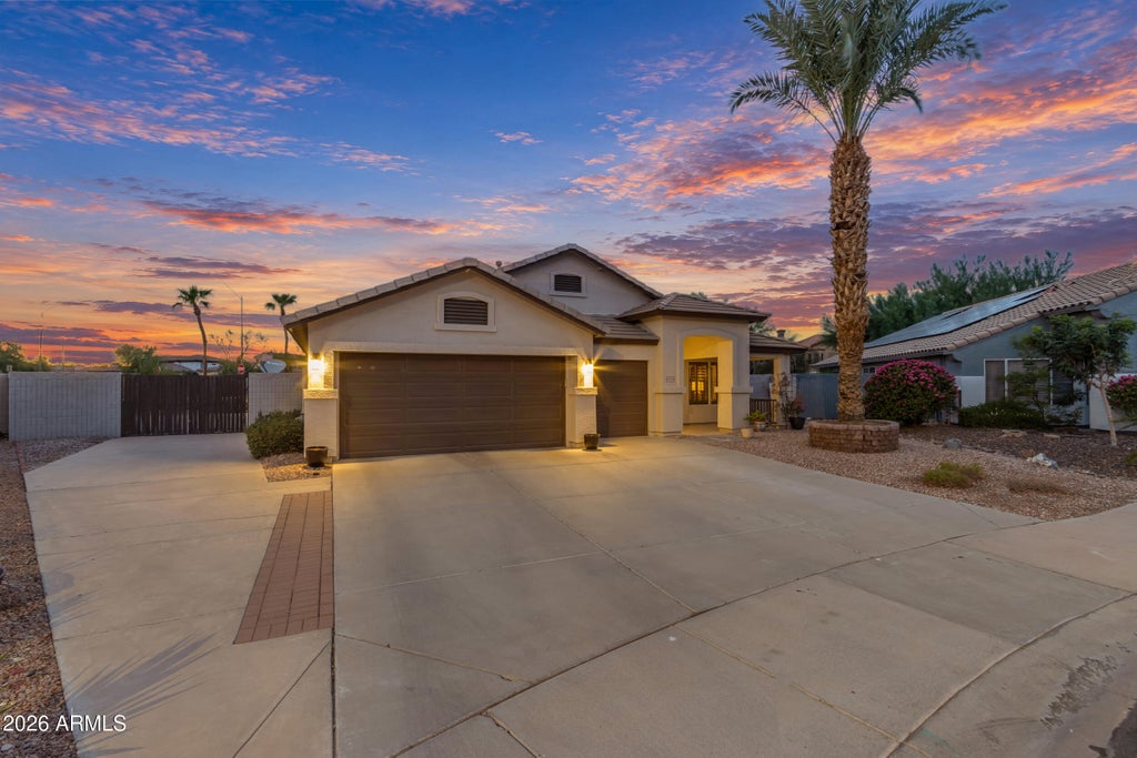 Photo of 14374 W Amelia Avenue, Goodyear, AZ 85395 (MLS # 7074631)