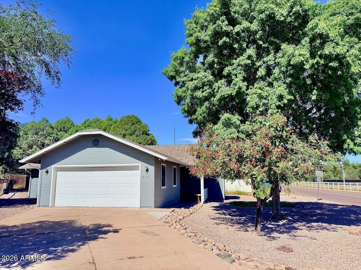 817 W PAYSON Parkway