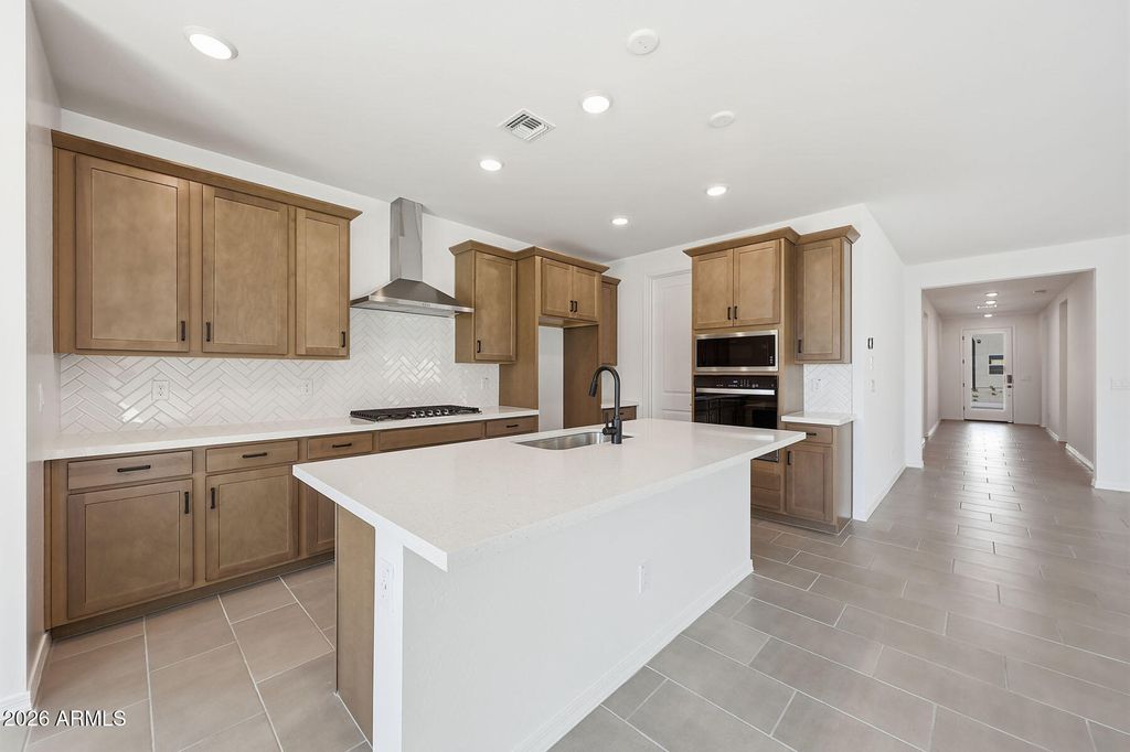 Photo of 24189 W Raymond Street, Buckeye, AZ 85326 (MLS # 7018915)