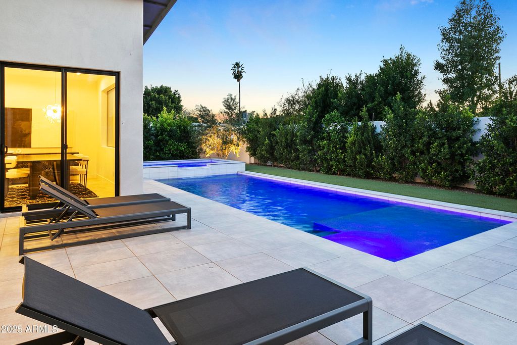 Photo of 4002 N 33rd Place, Phoenix, AZ 85018 (MLS # 7000788)