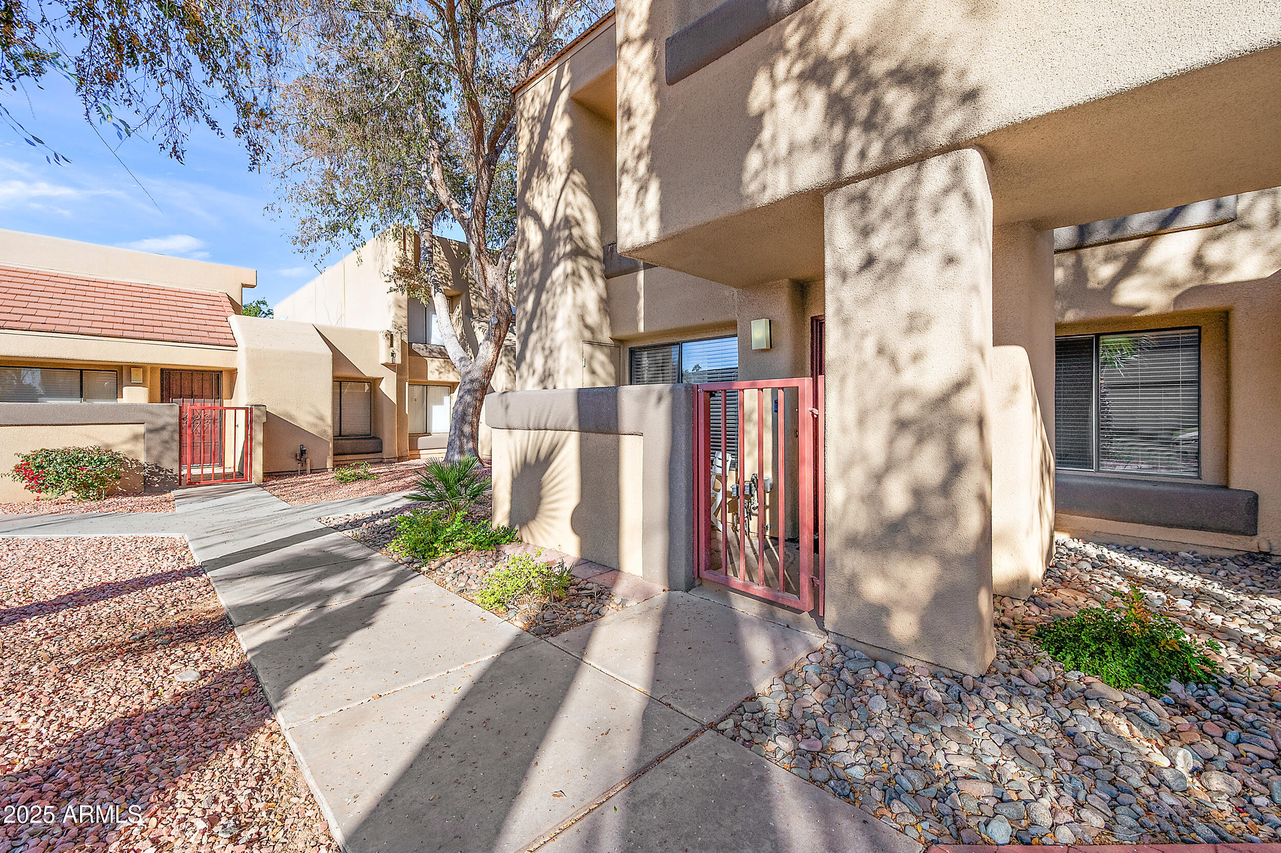 1432 W EMERALD Avenue 742