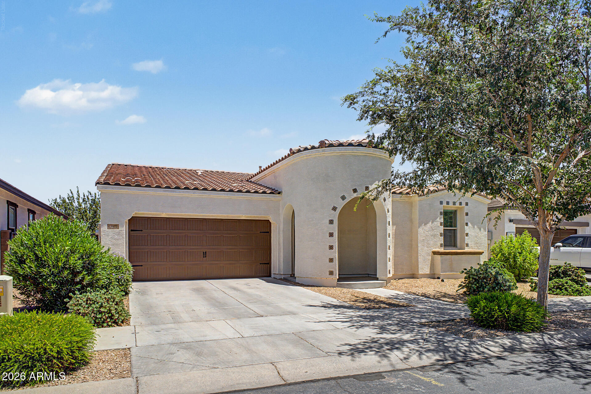 22672 E CREOSOTE Drive