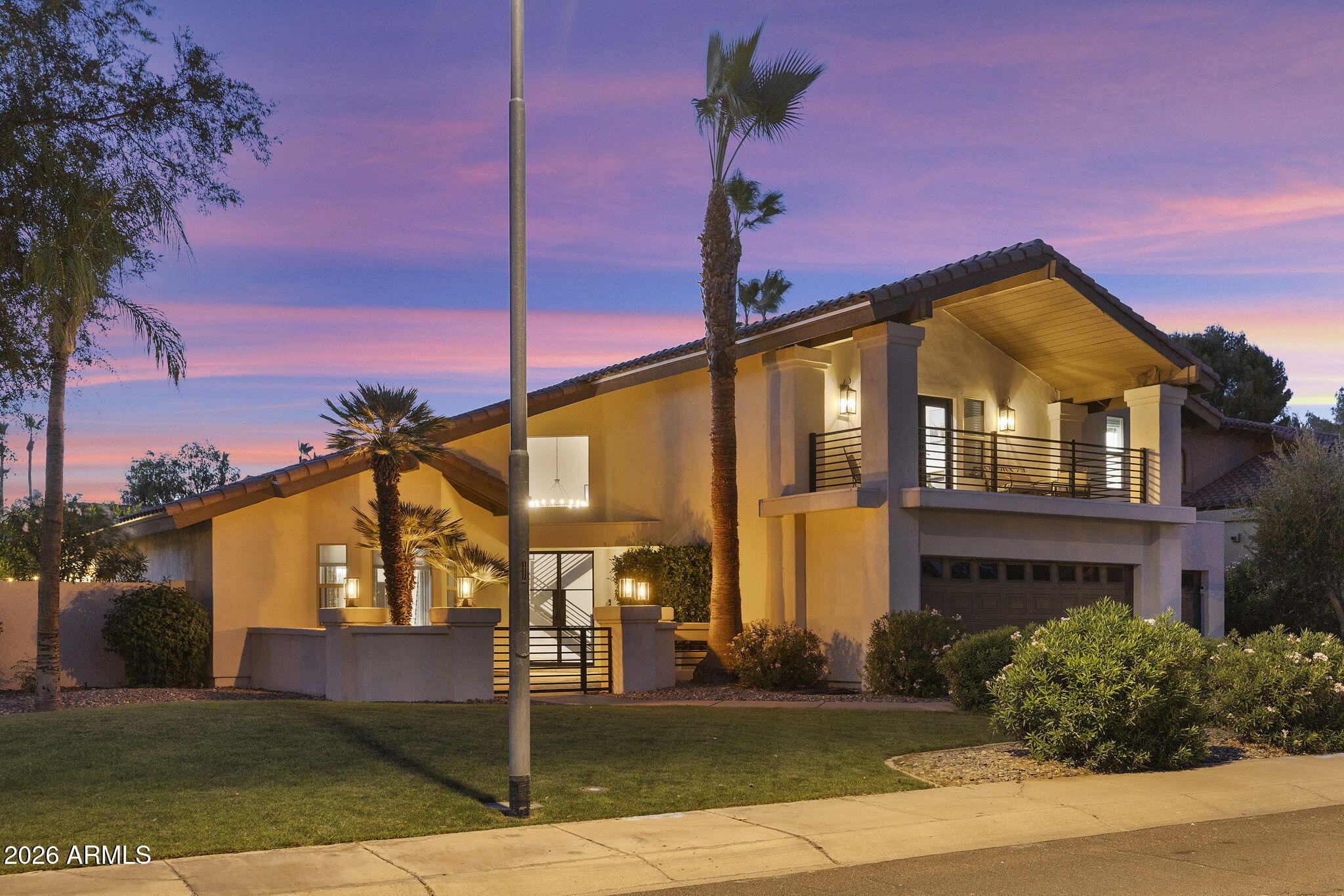 8672 E THOROUGHBRED Trail