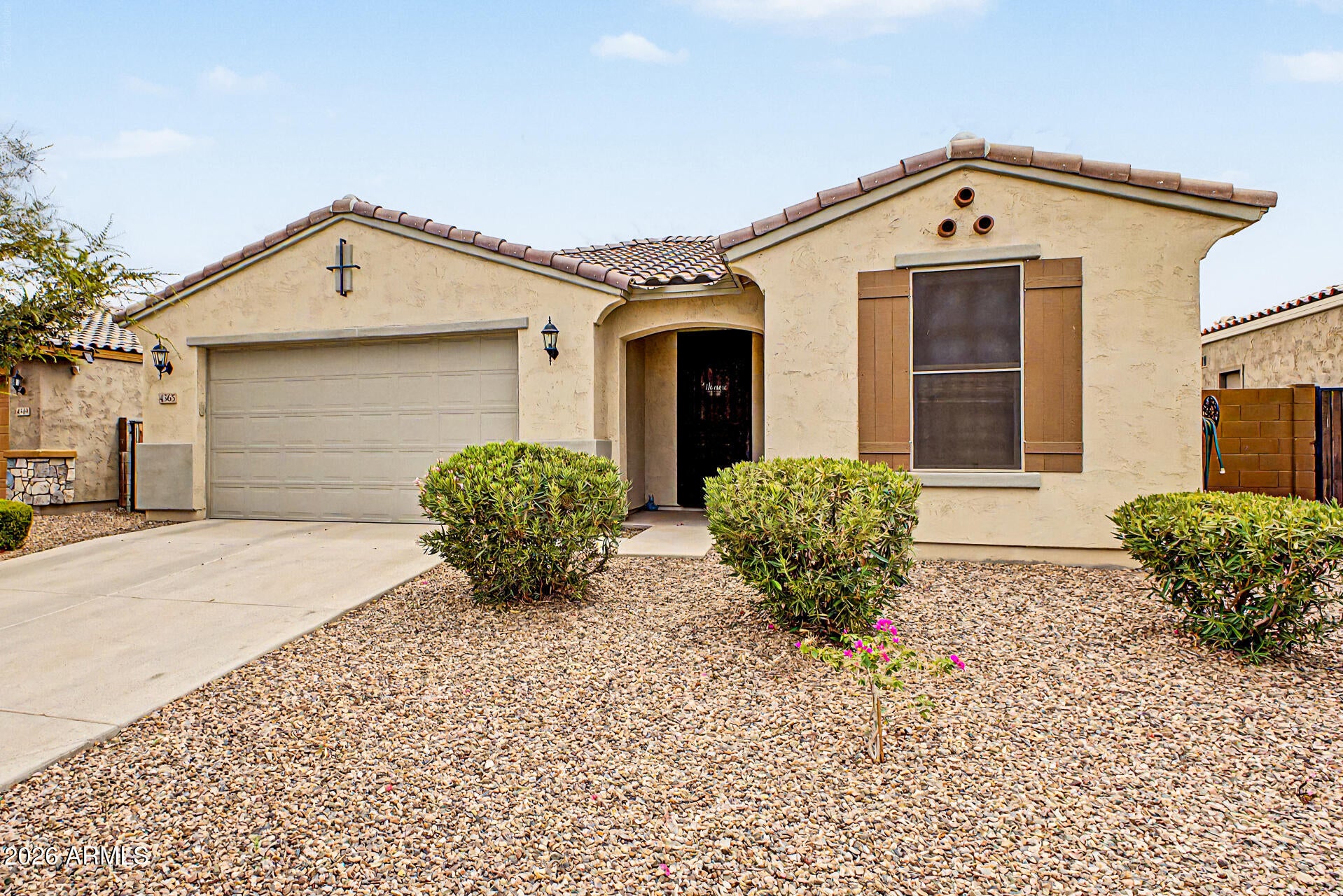 4365 W Pelotazo Way
