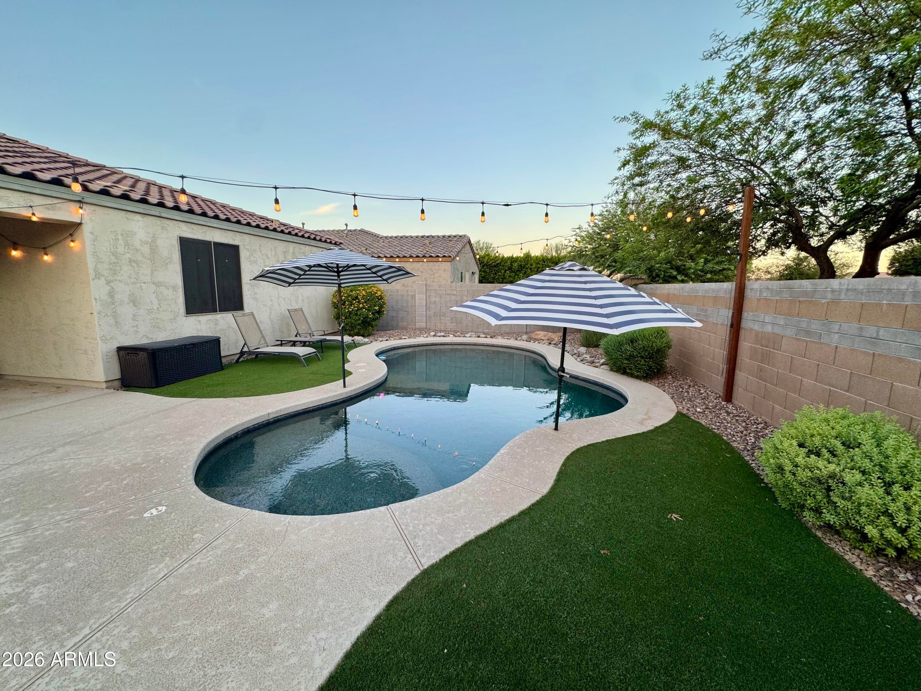 4365 W Pelotazo Way