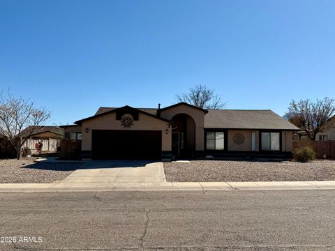 4922 LA CANADA -- Sierra Vista AZ 85635