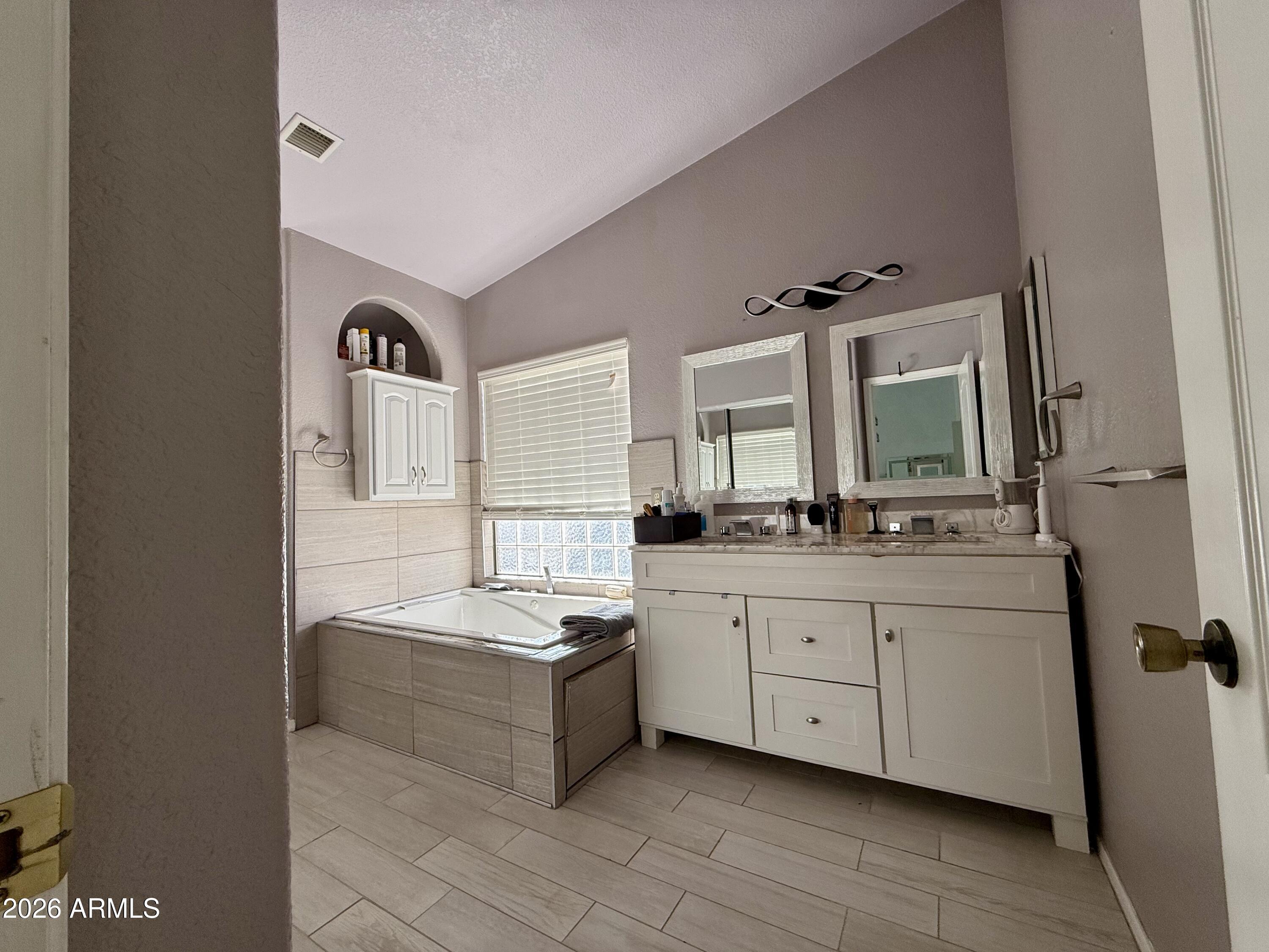 MISSION HILLS ESTATES PHASE 4 - Residential
