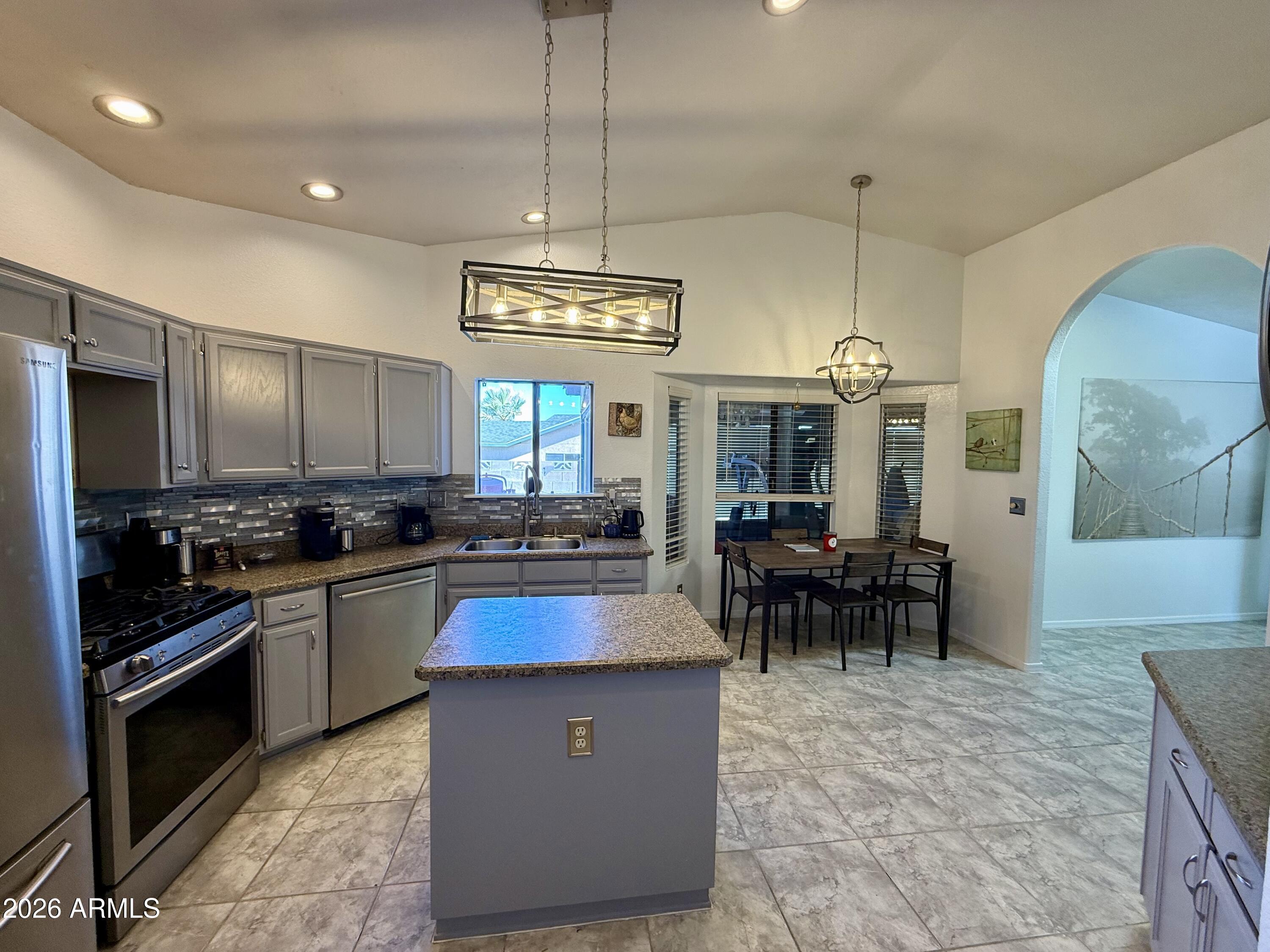 MISSION HILLS ESTATES PHASE 4 - Residential