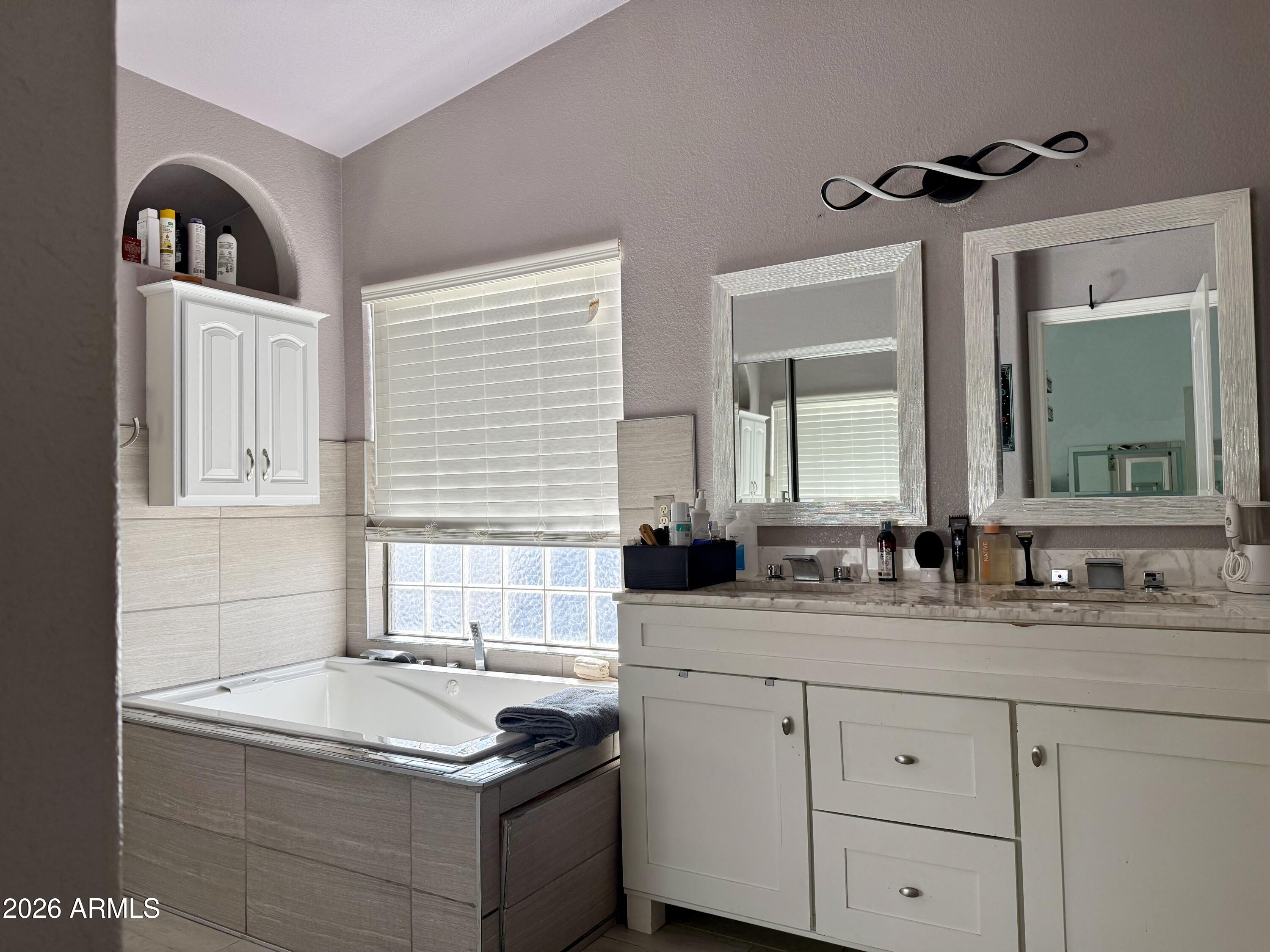 MISSION HILLS ESTATES PHASE 4 - Residential