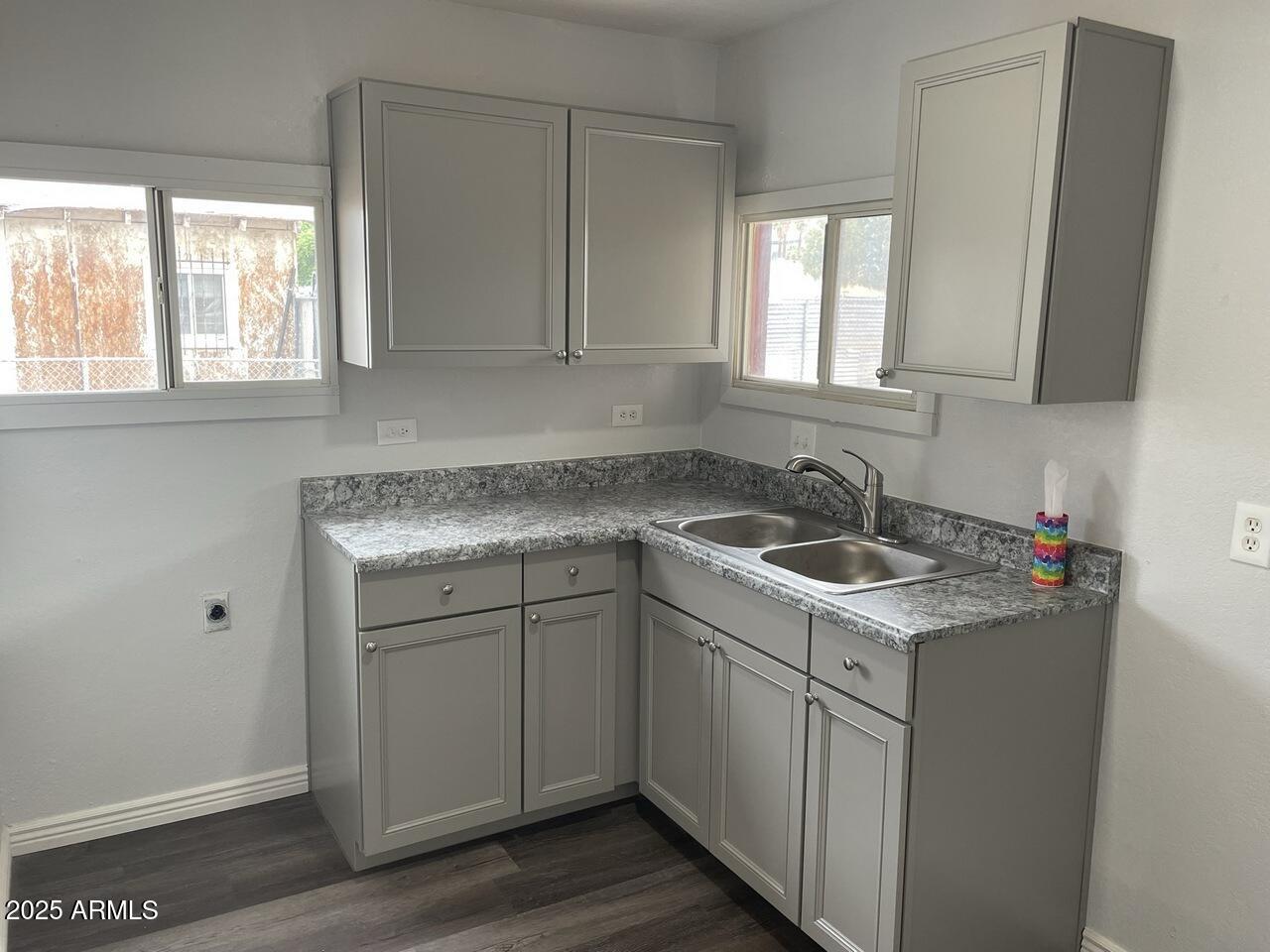 737 S 2nd Street bk hs