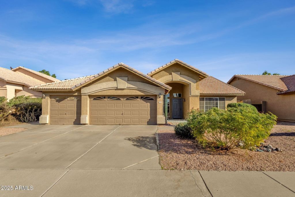 Photo of 4790 W Geronimo Street, Chandler, AZ 85226 (MLS # 6951299)
