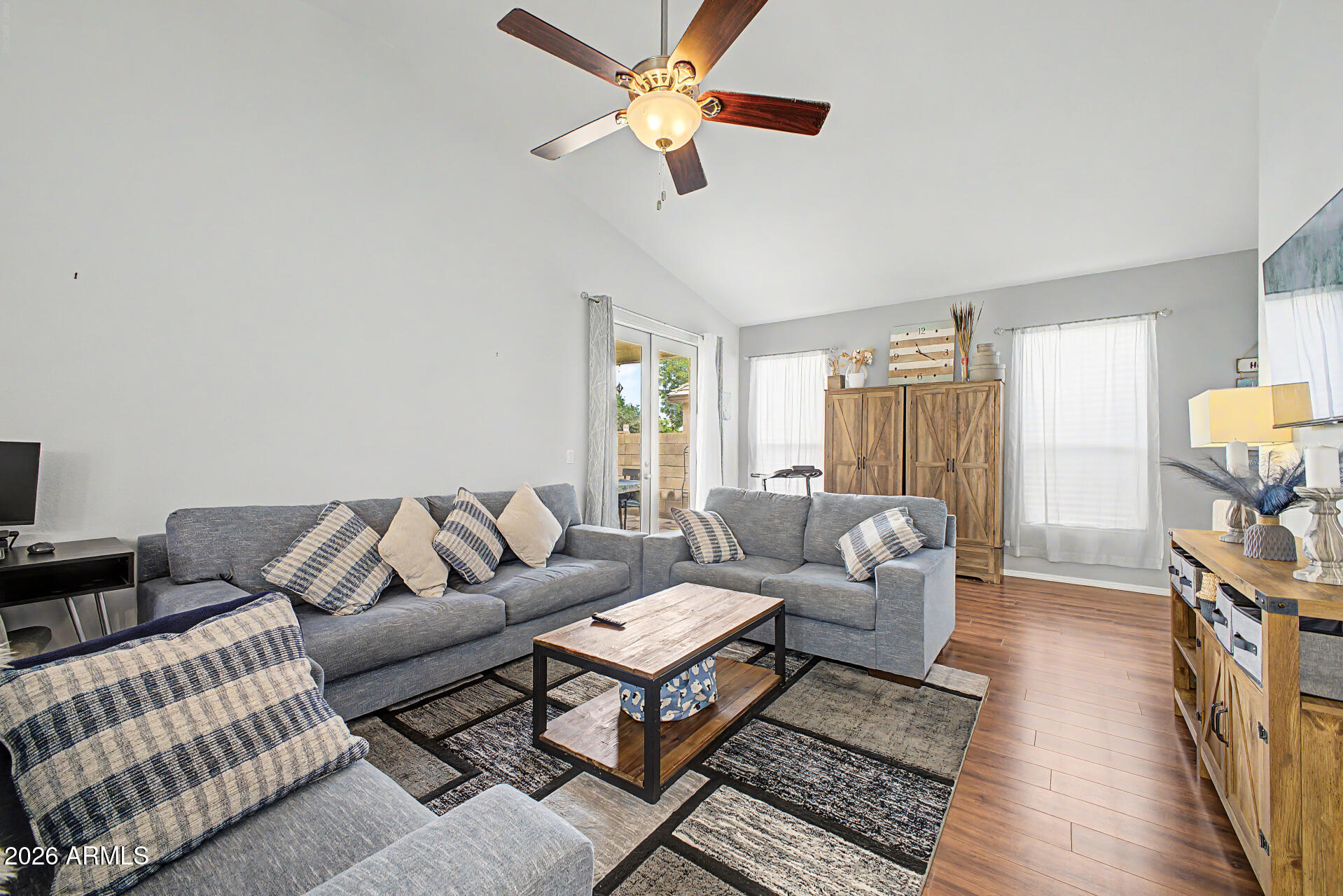 1094 S SIERRA Street