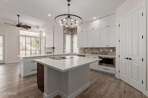2552 E SILVERWOOD Drive Phoenix AZ 85048