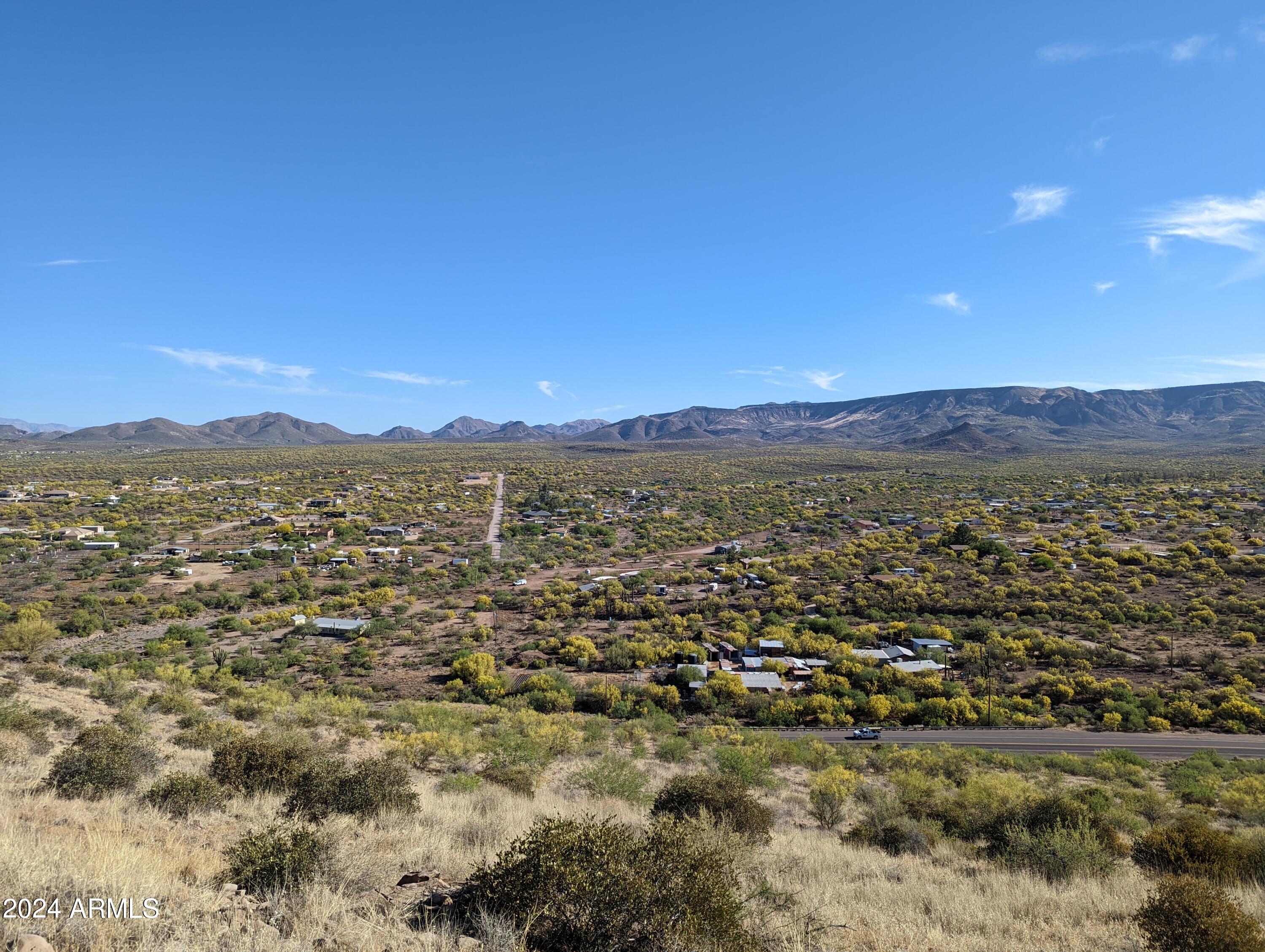 XX E CIRCLE MOUNTAIN Road 006Q