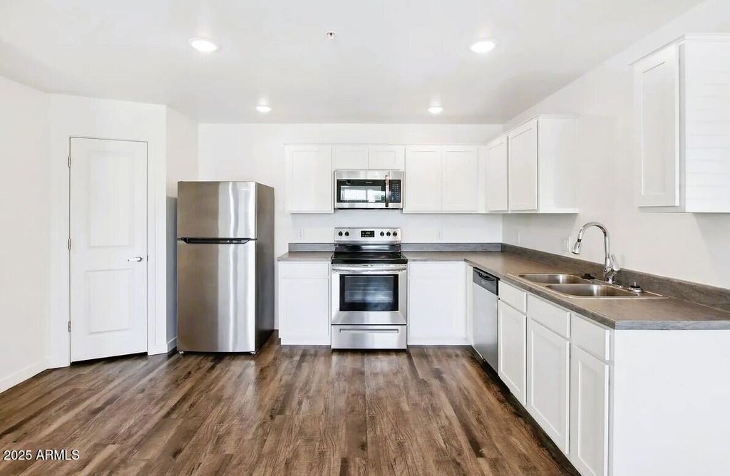 Photo of 12945 W Greenway Road #36, El Mirage, AZ 85335 (MLS # 6962131)