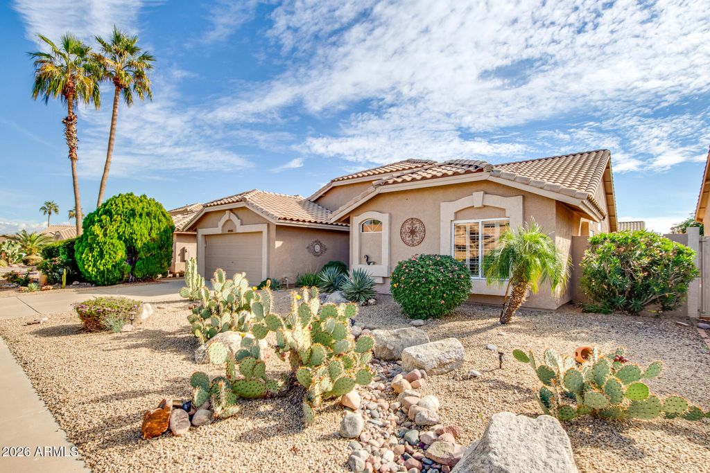 Photo of 8935 W Kerry Lane, Peoria, AZ 85382 (MLS # 6962147)