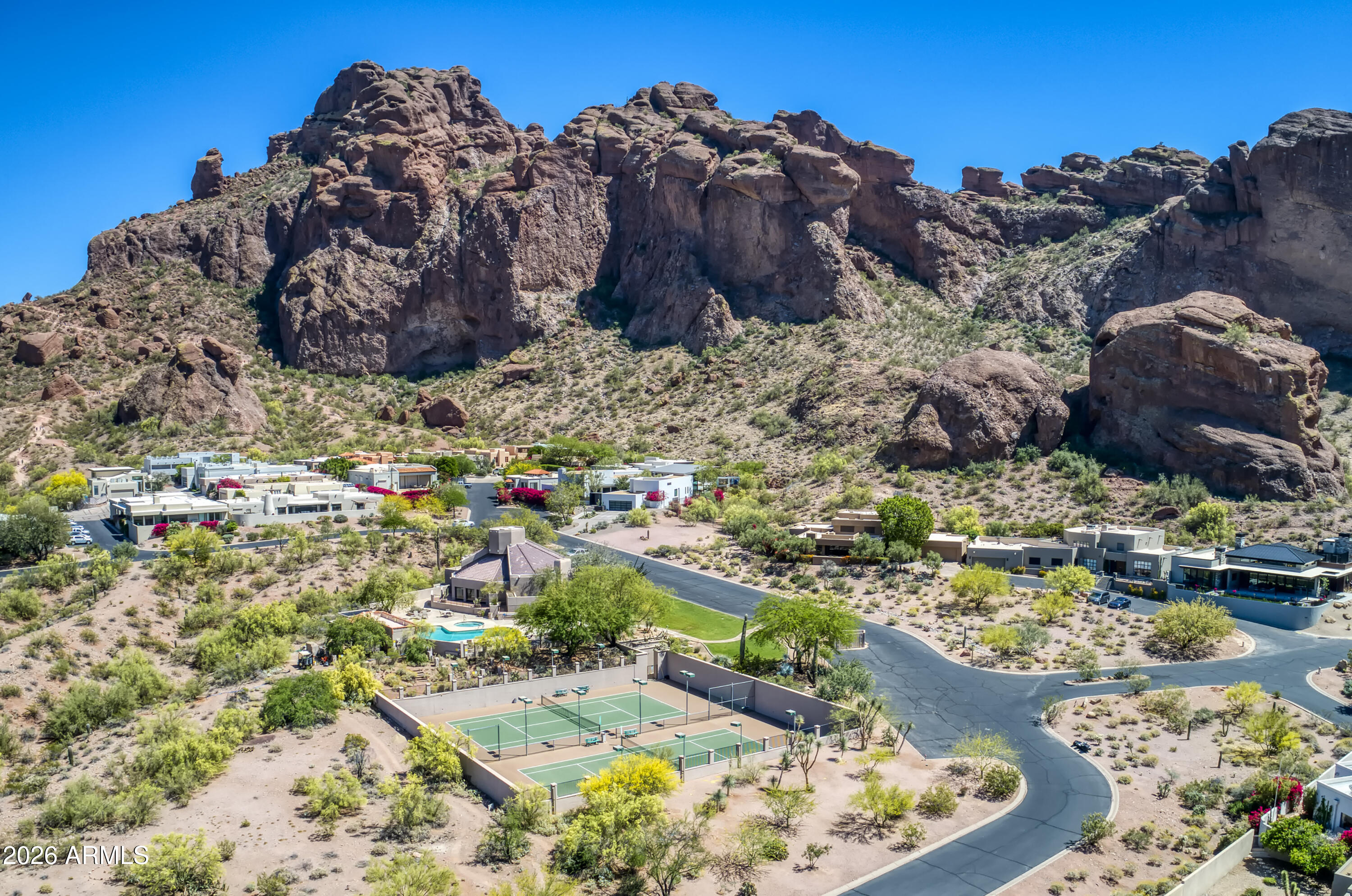 ECHO CANYON - Residential