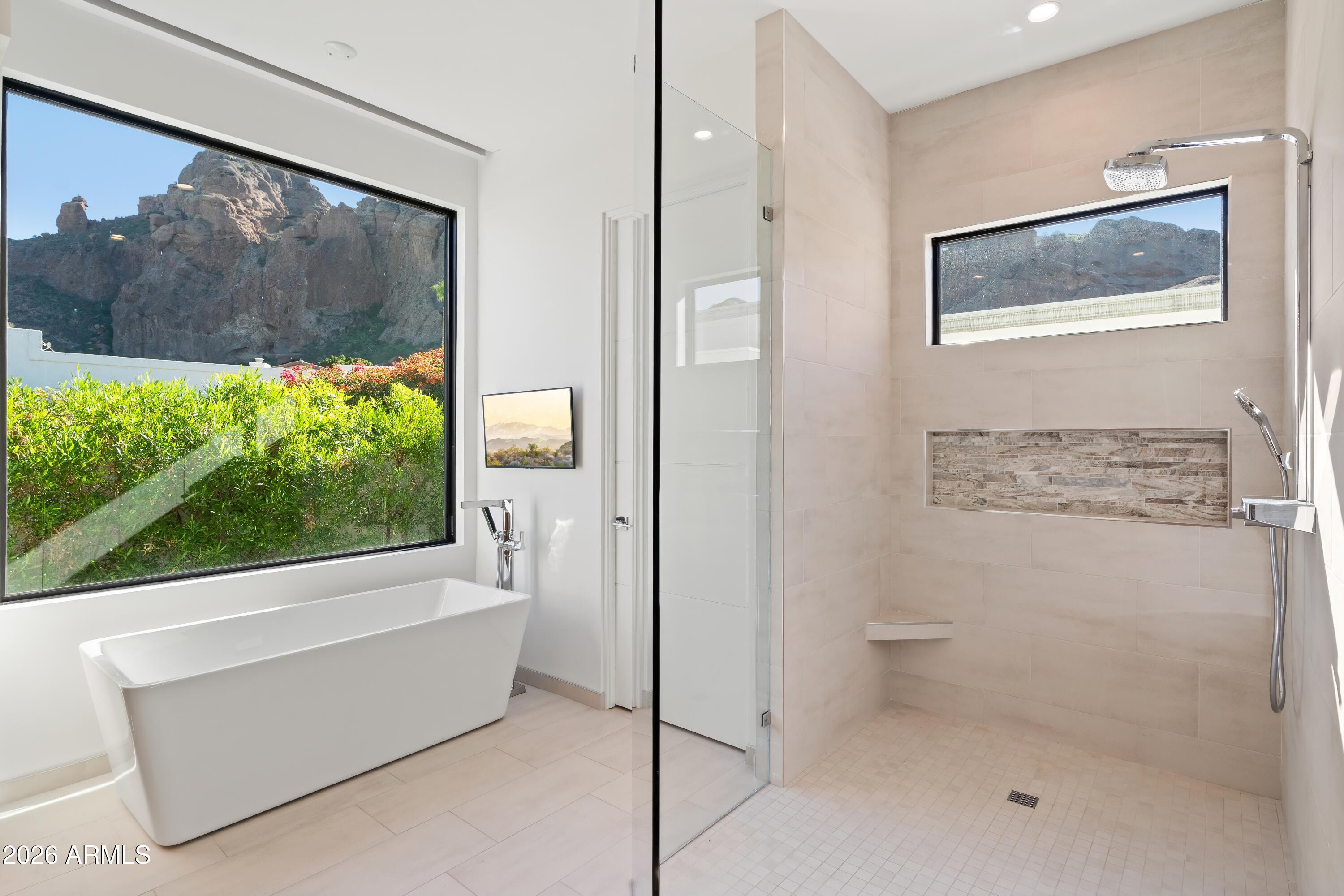 ECHO CANYON - Residential