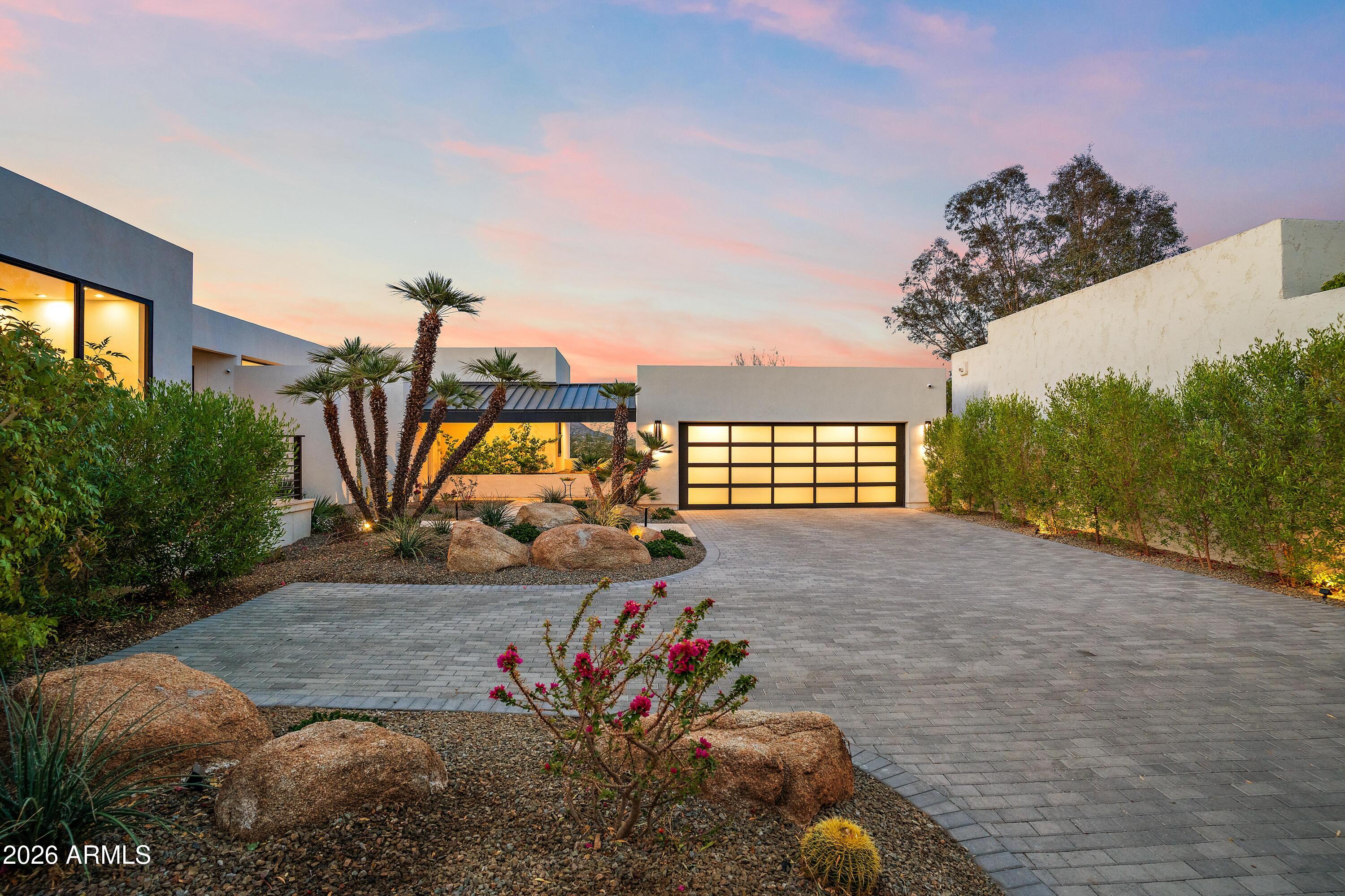 ECHO CANYON - Residential