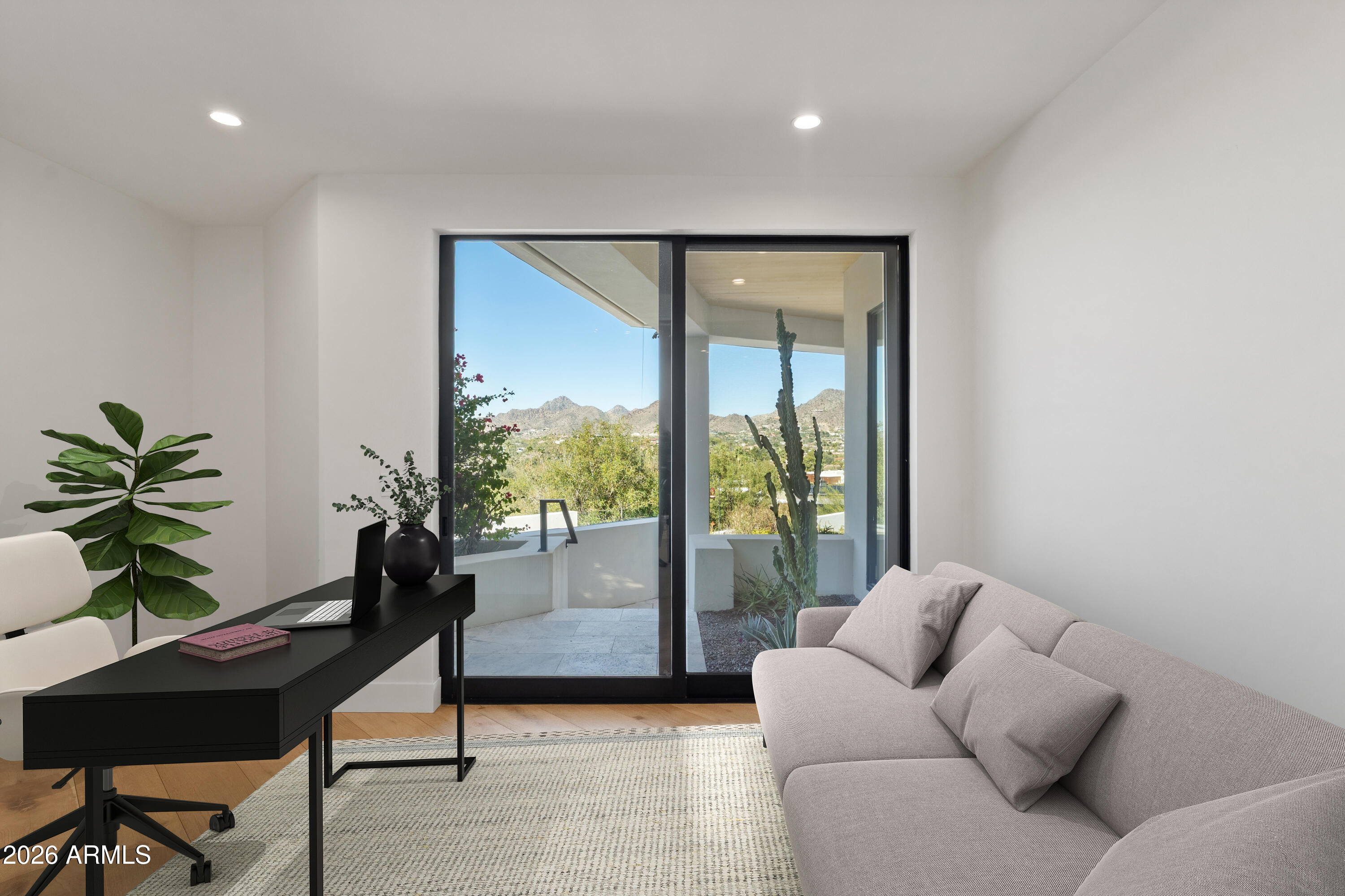 ECHO CANYON - Residential