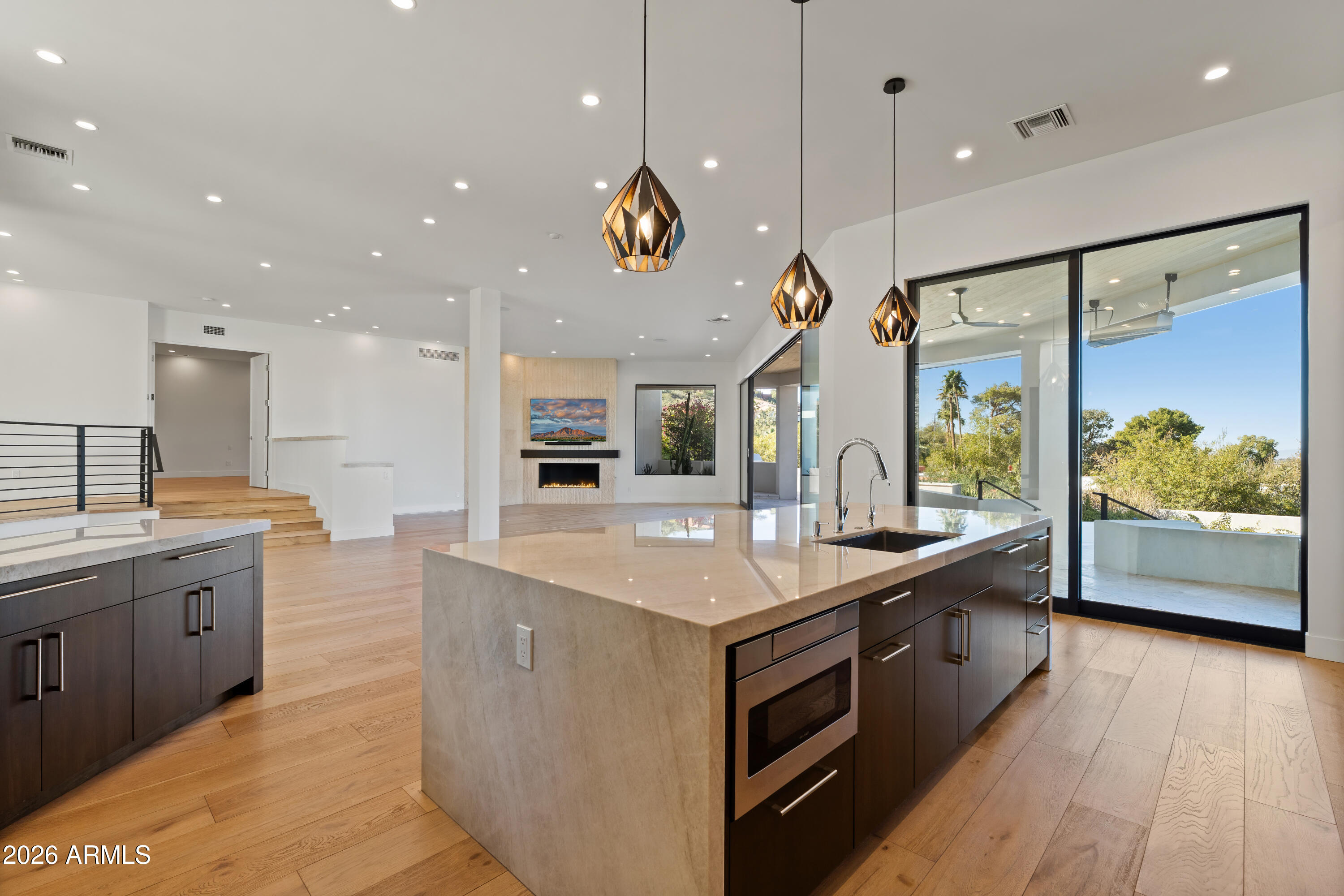 ECHO CANYON - Residential