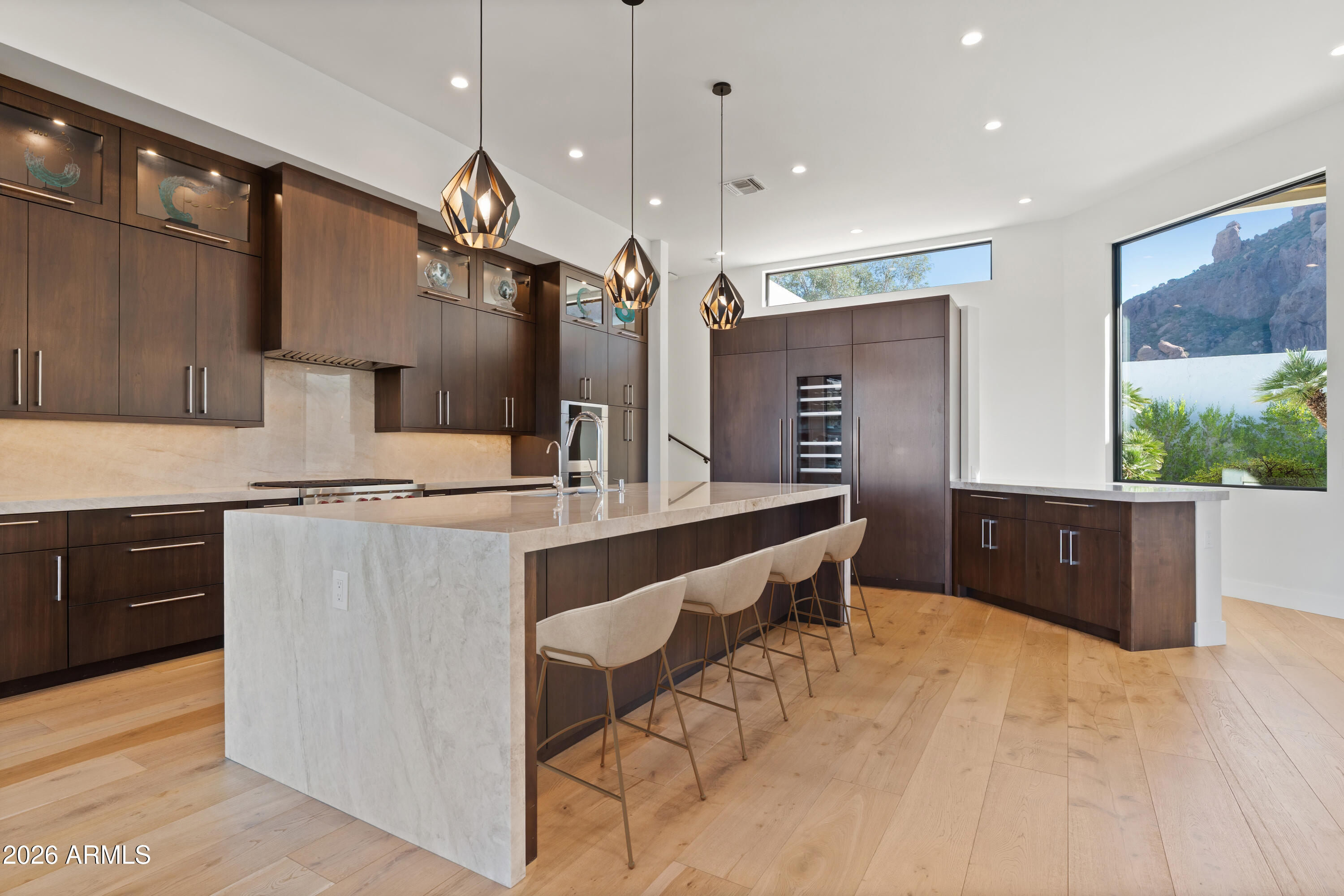 5724 N ECHO CANYON Drive