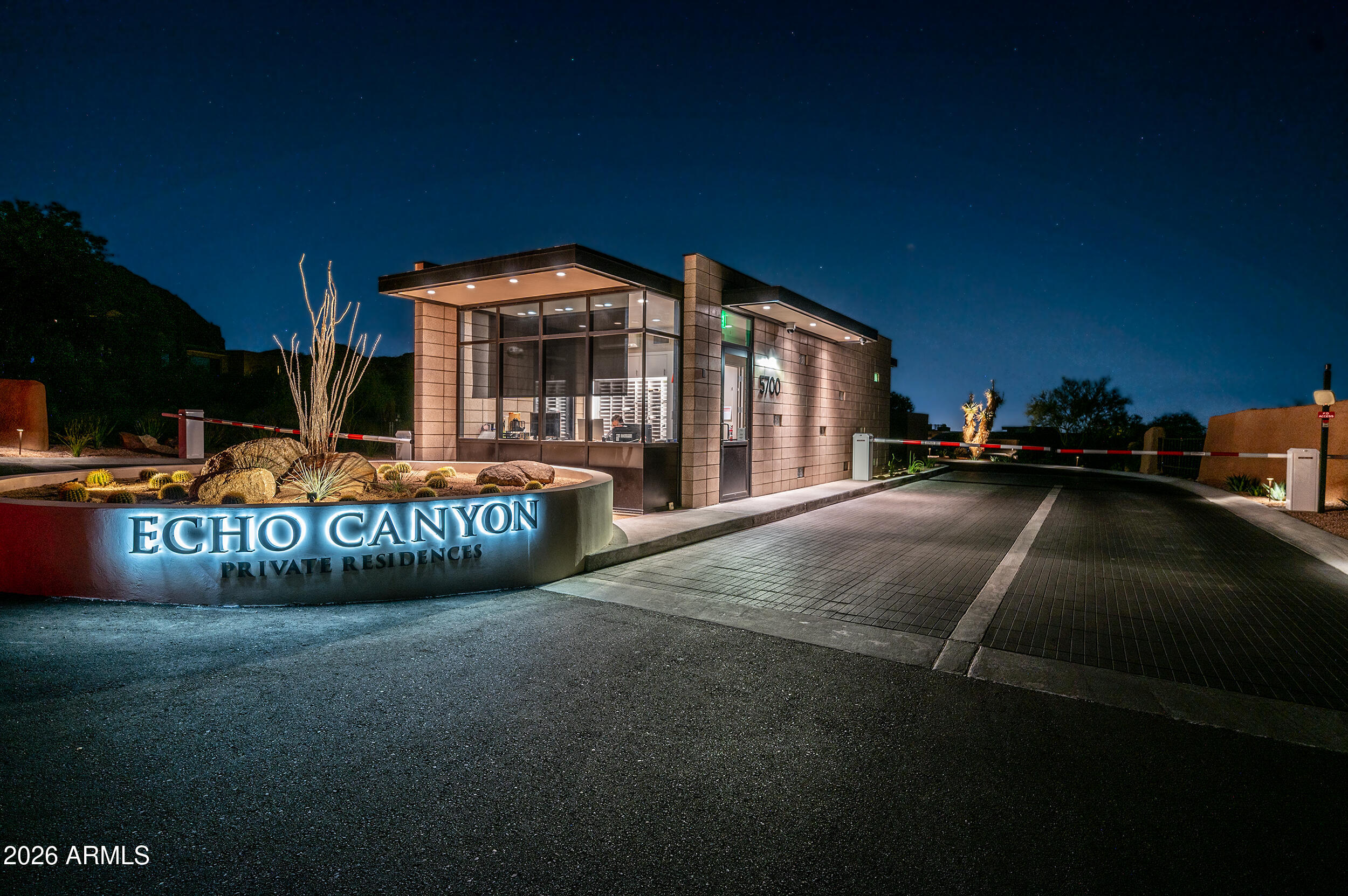 ECHO CANYON - Residential