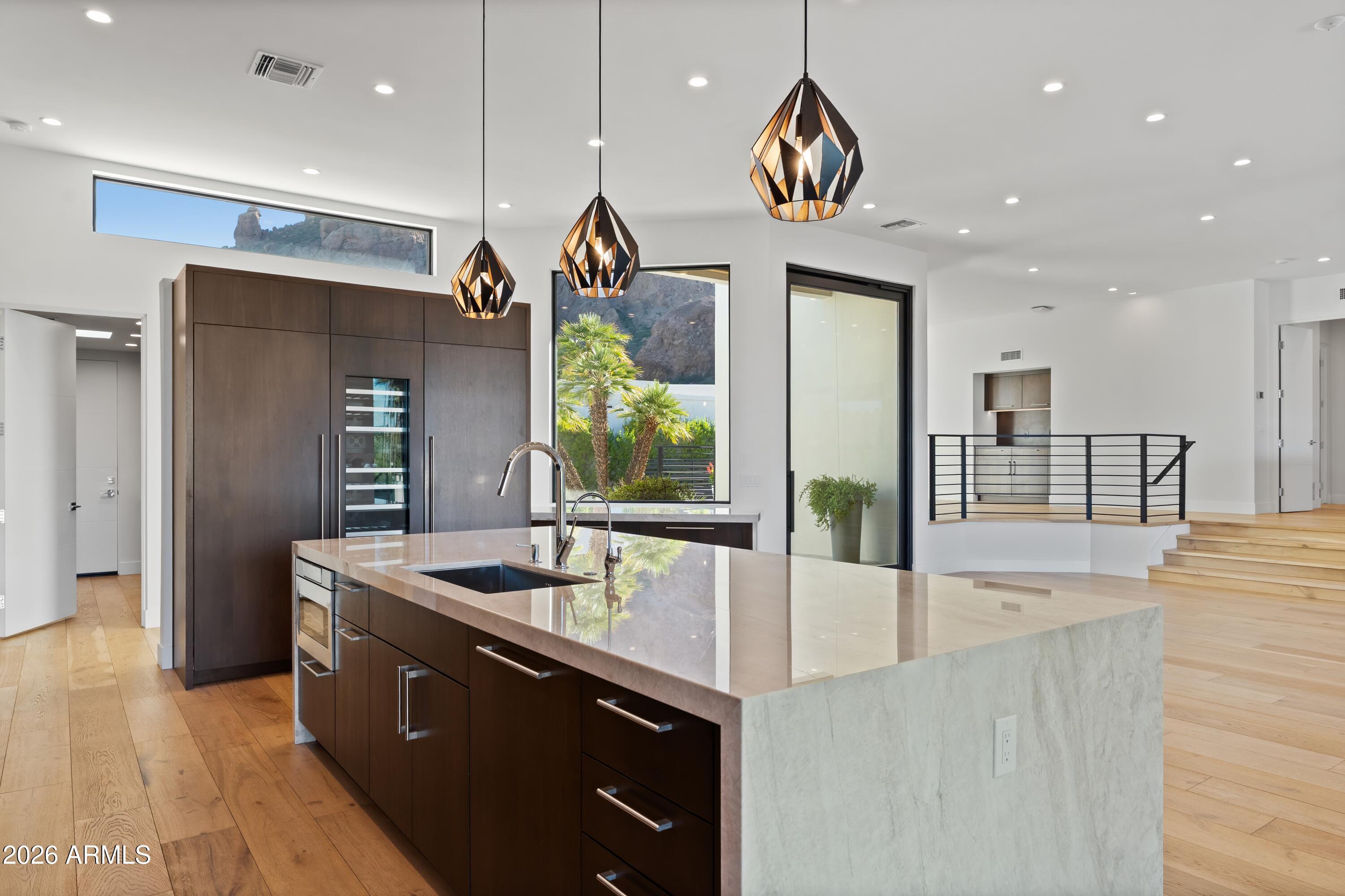 ECHO CANYON - Residential
