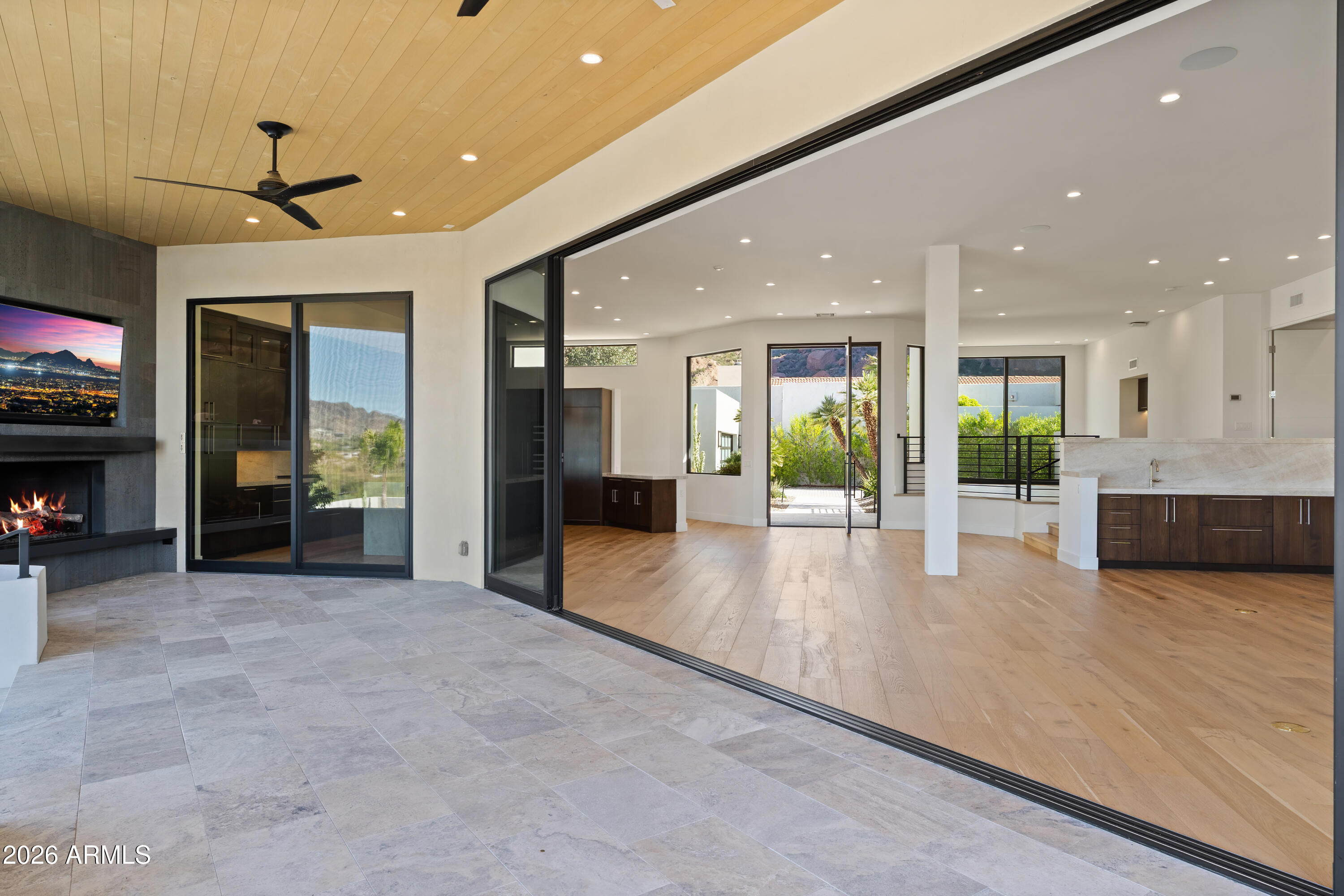 ECHO CANYON - Residential