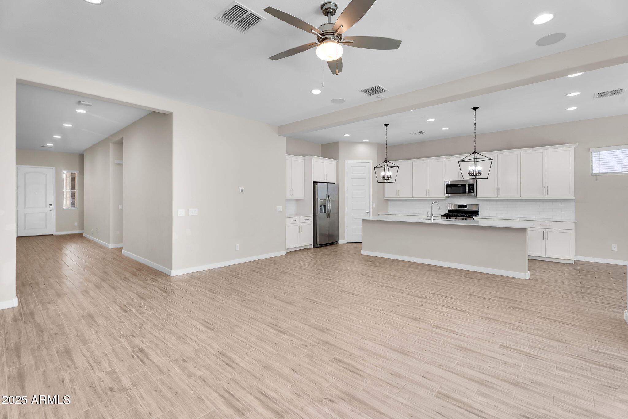 Homes 4 21352 E DOMINGO Road