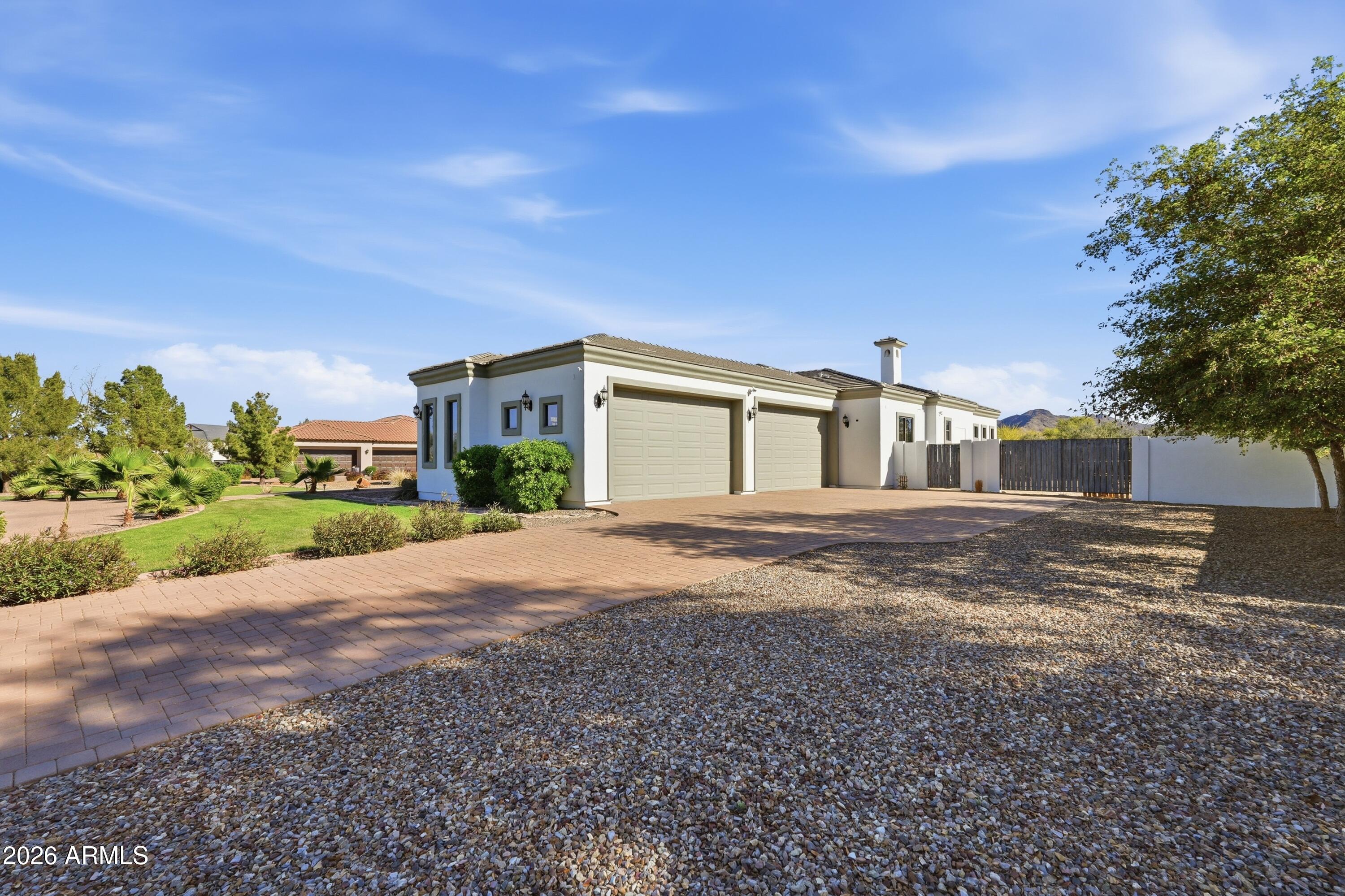 19717 E COUNTRY MEADOWS Drive