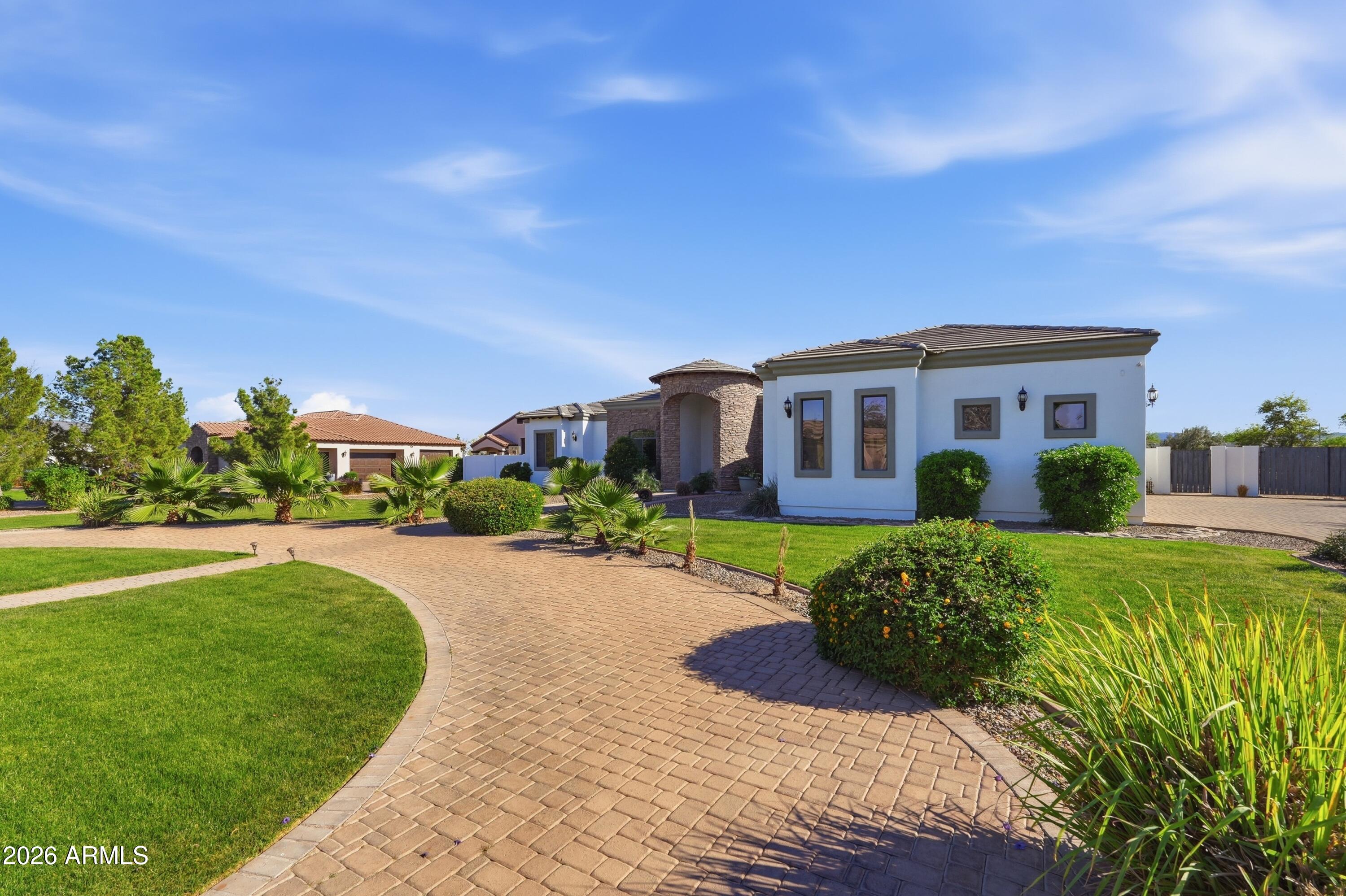 19717 E COUNTRY MEADOWS Drive