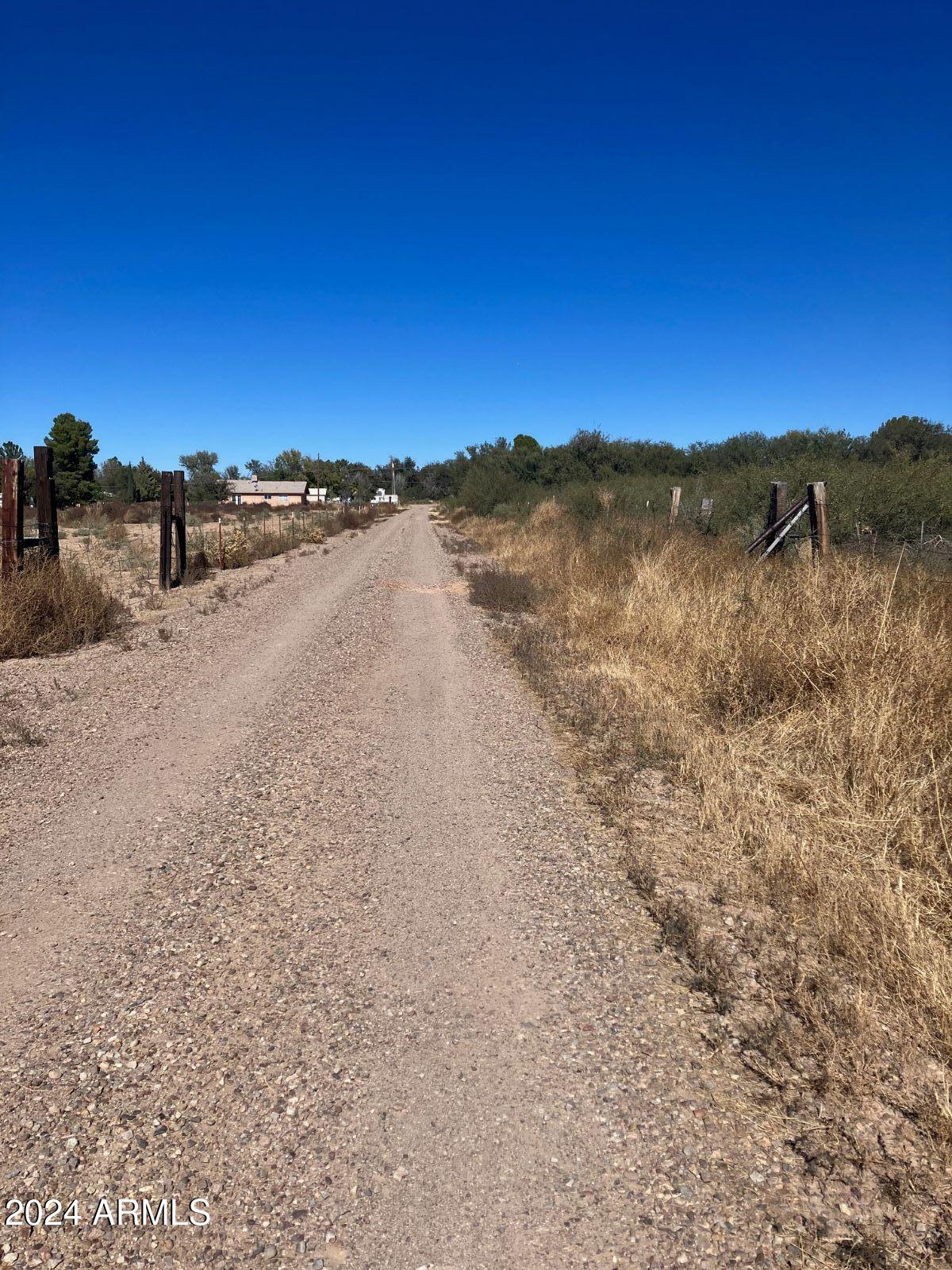 000 S Ewing Street -