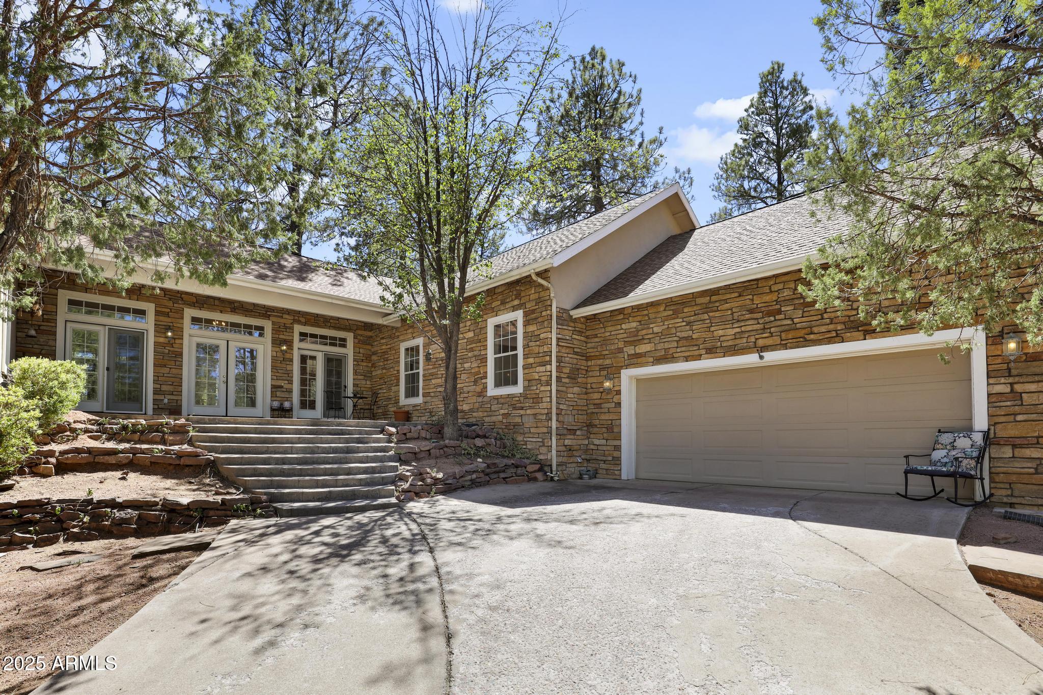 864 E Highline Drive