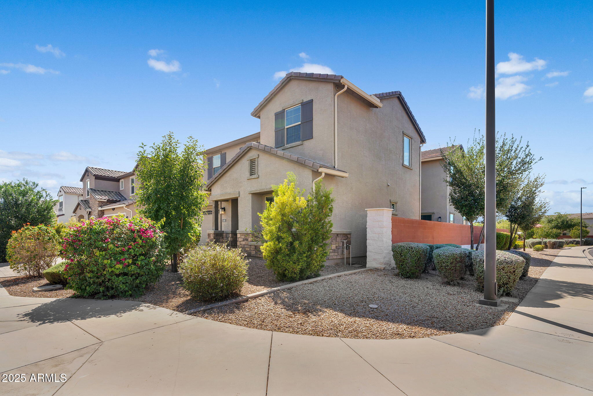 Homes for Sale in Queen Creek Arizona 2 4262 S NOTTING HILL Drive