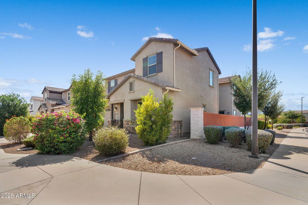 Photo of 4262 S Notting Hill Drive, Gilbert, AZ 85297 (MLS # 6936873)