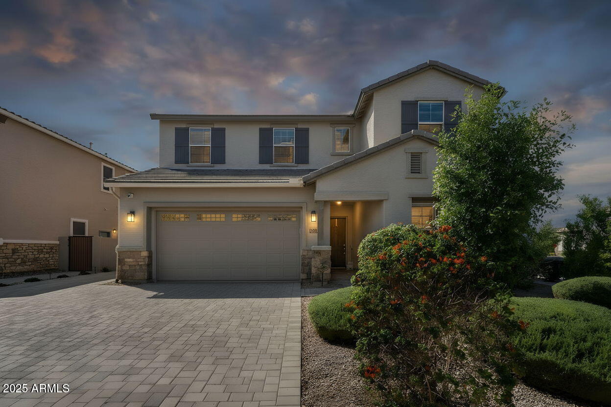 Homes for Sale in Queen Creek Arizona 3 4262 S NOTTING HILL Drive