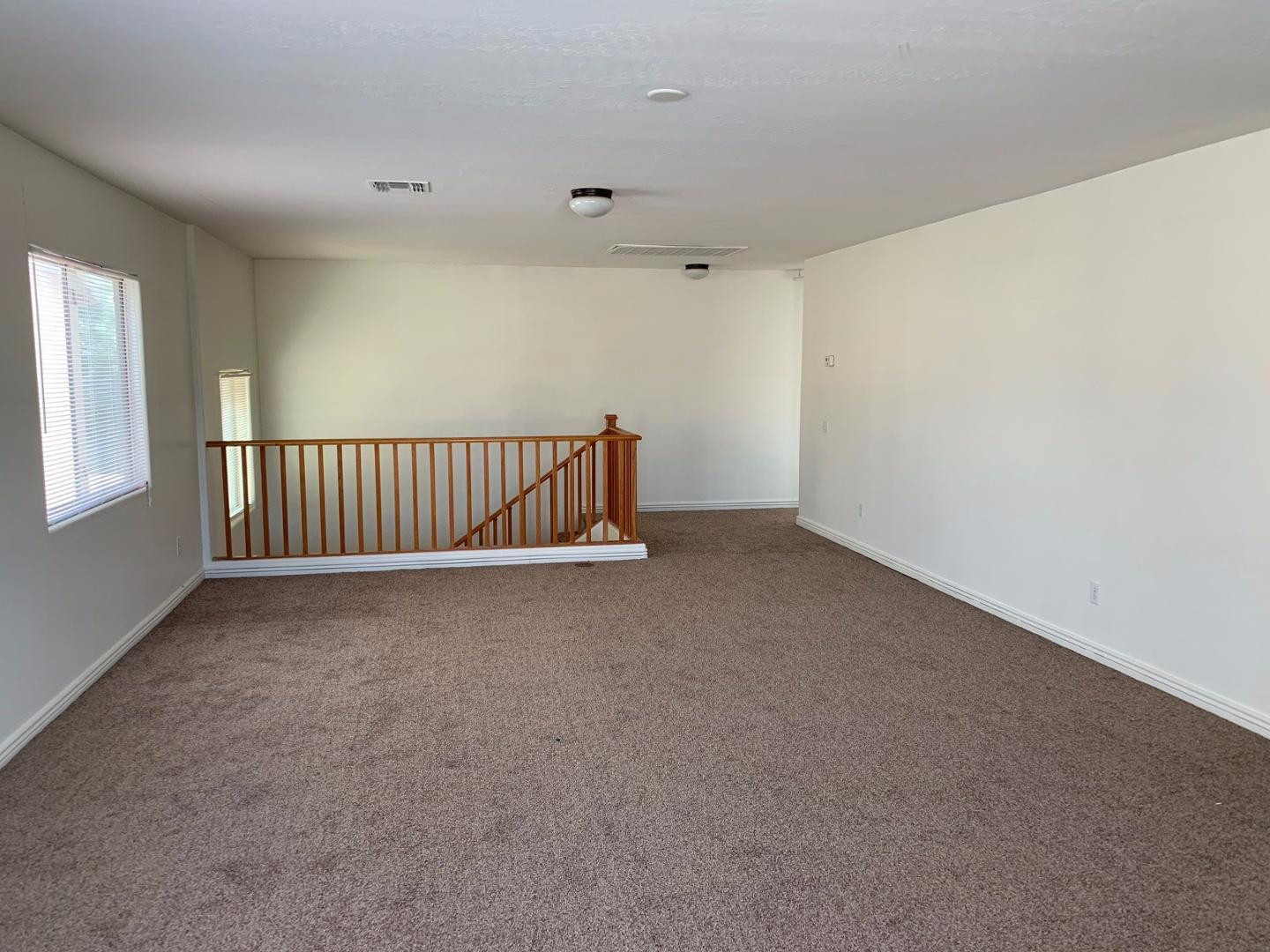 43589 W COWPATH Road