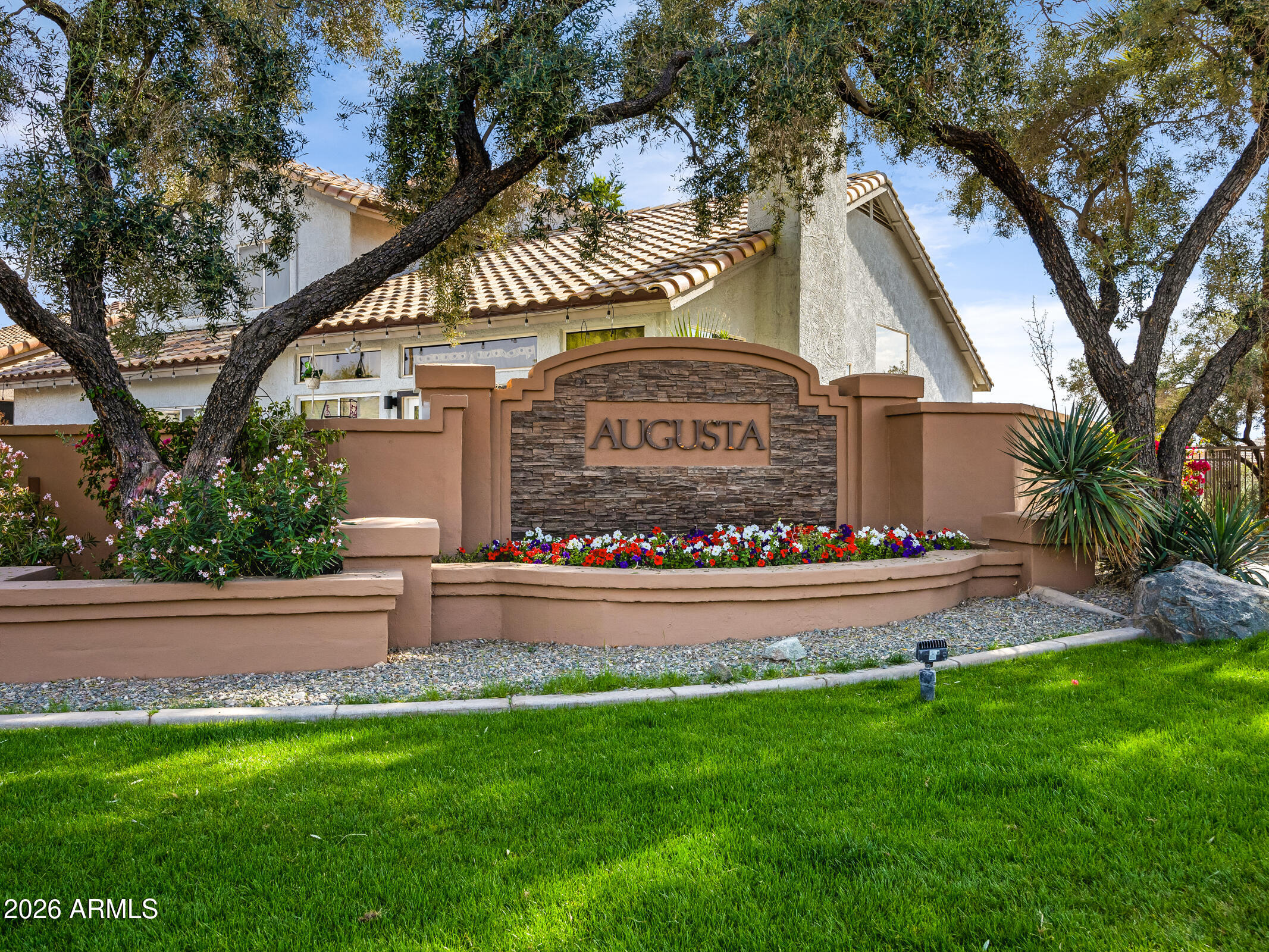 1248 E BRIARWOOD Terrace