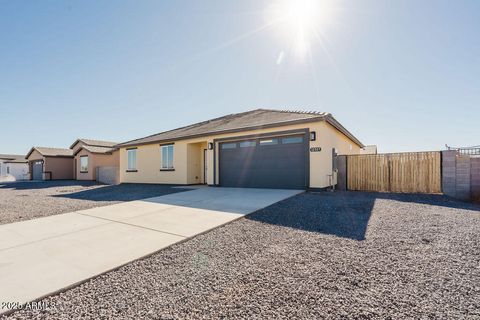 A home in Arizona City