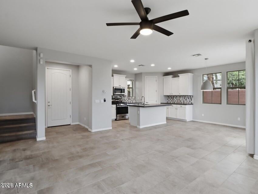 1942 S SYCAMORE Place