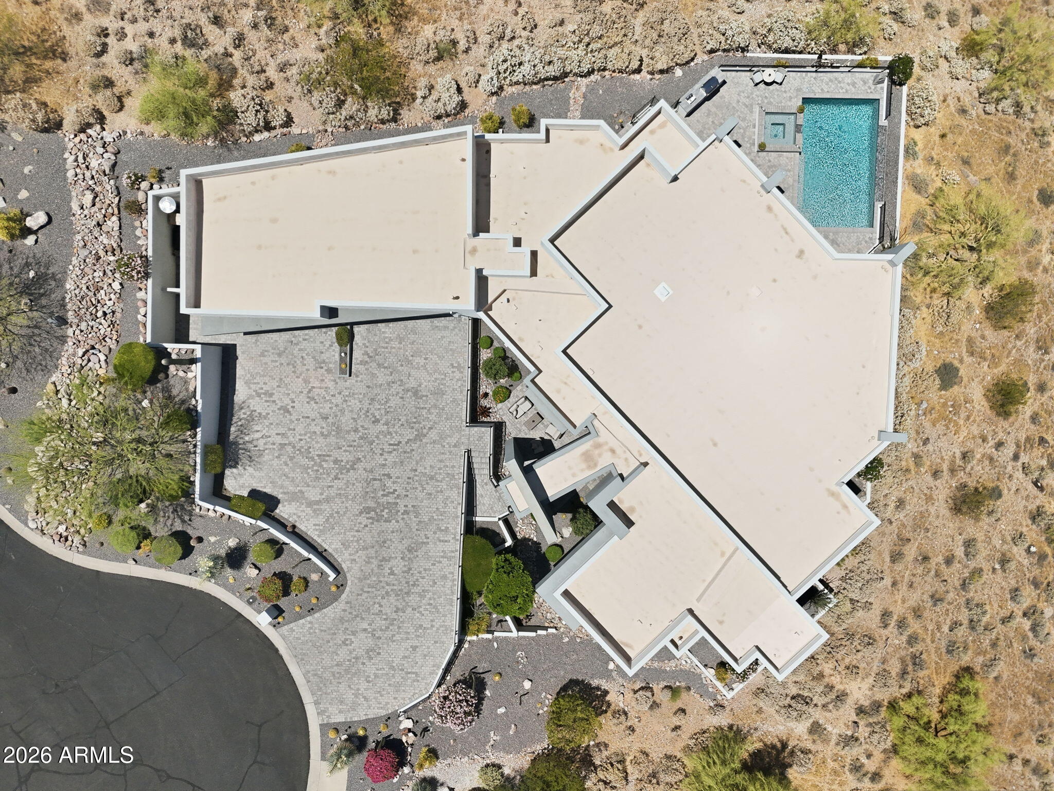 PALATIAL ESTATES - Residential