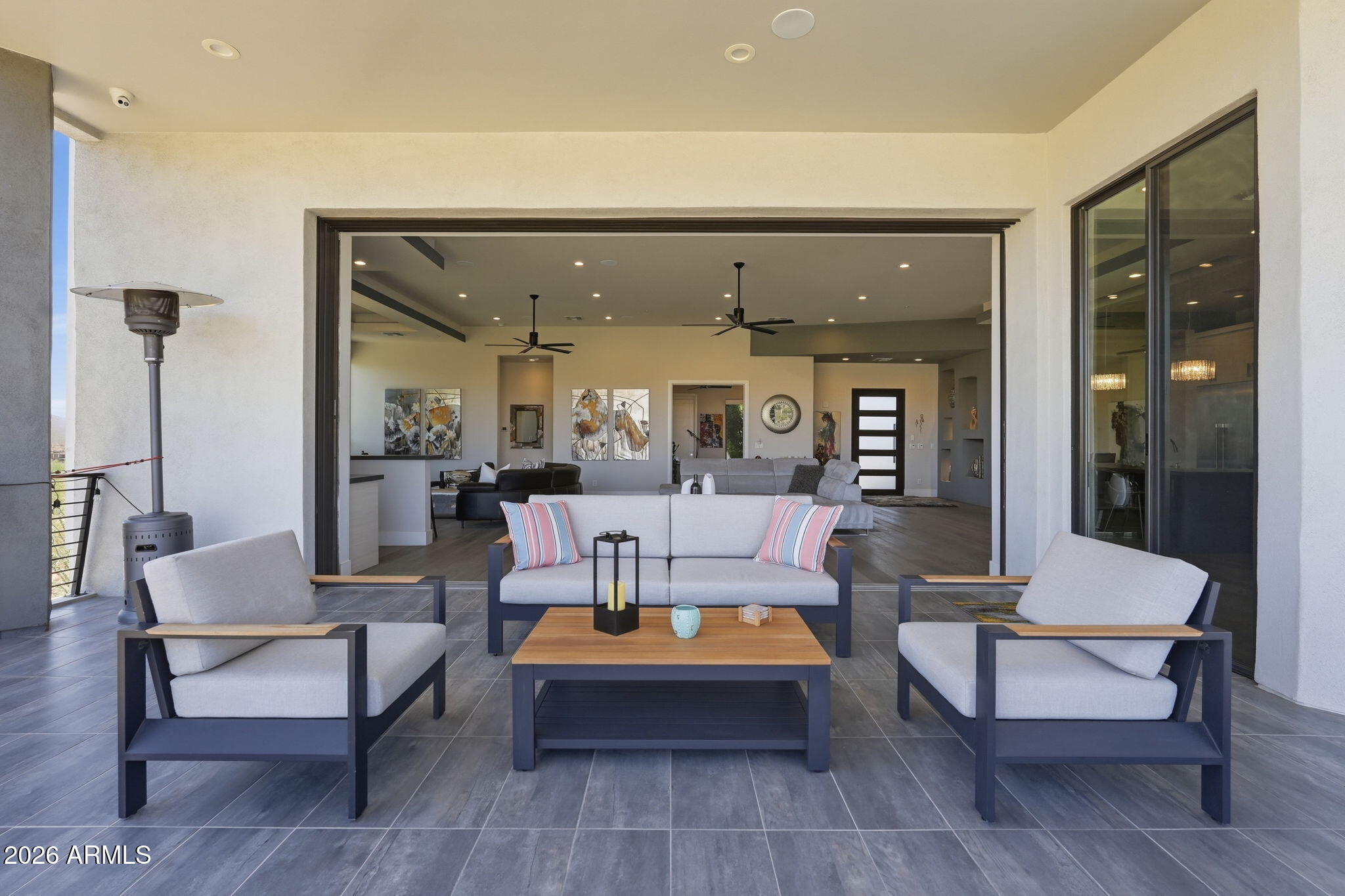PALATIAL ESTATES - Residential
