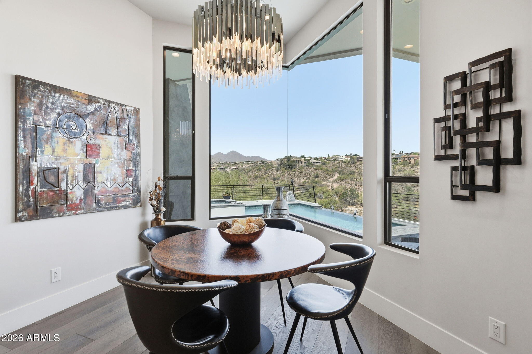 PALATIAL ESTATES - Residential