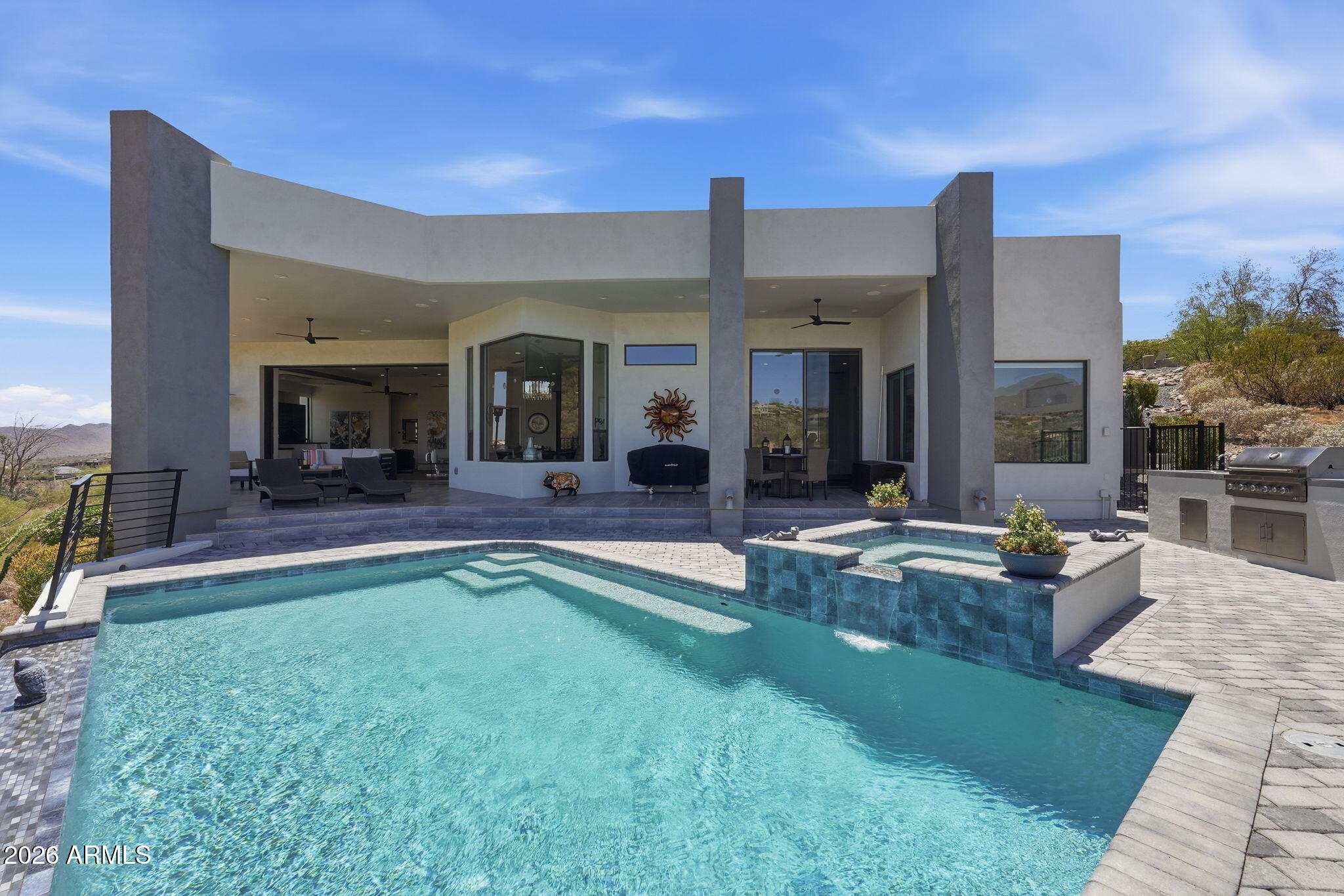 PALATIAL ESTATES - Residential