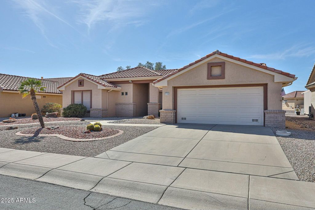 Photo of 23106 N 146th Lane, Sun City West, AZ 85375 (MLS # 6924687)