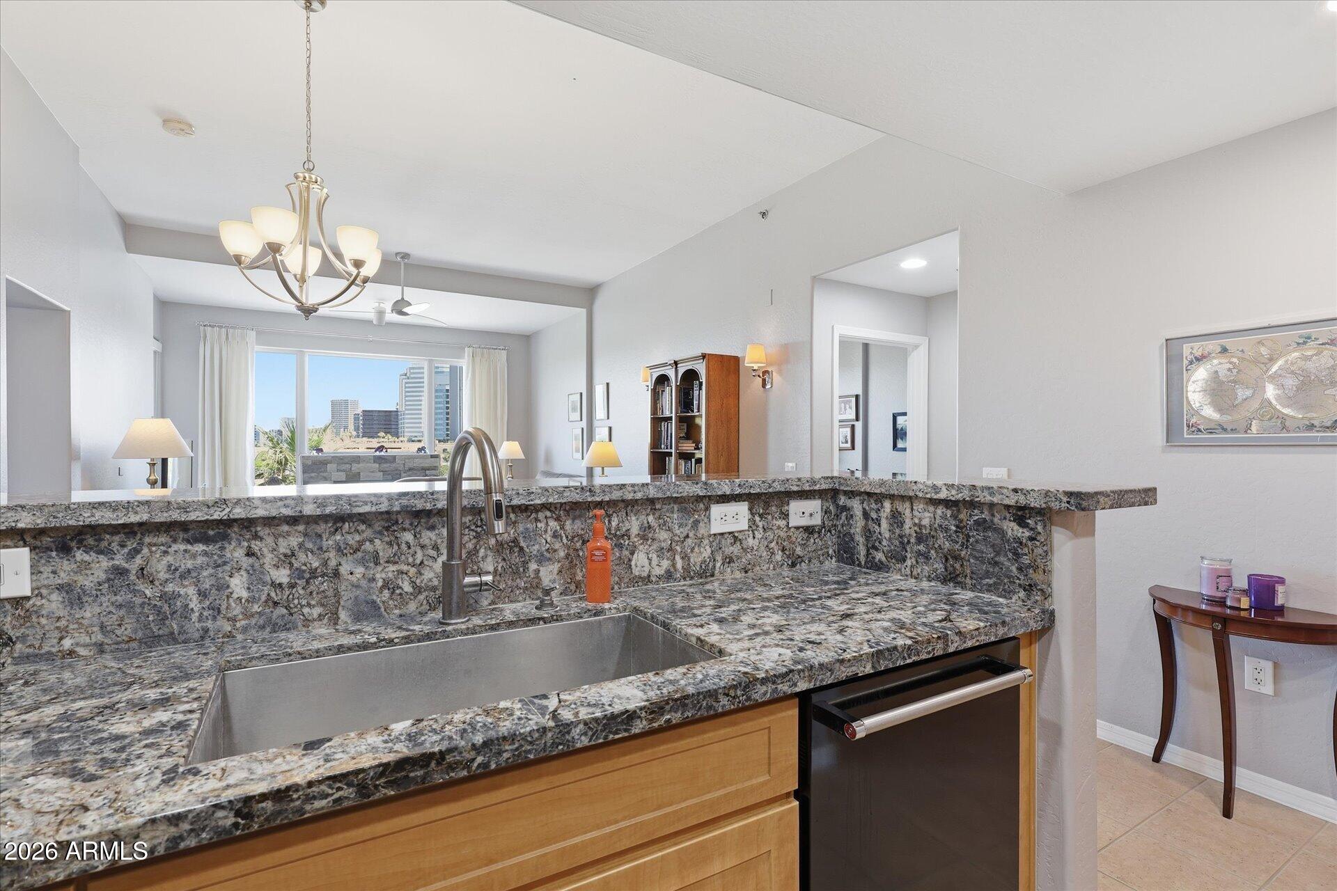17 W VERNON Avenue 514
