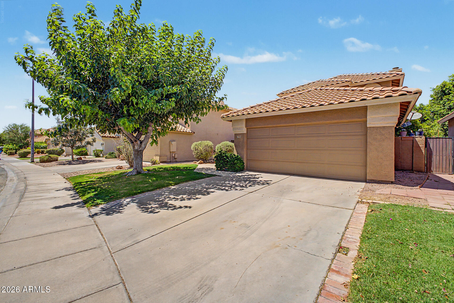 842 W SUN COAST Drive