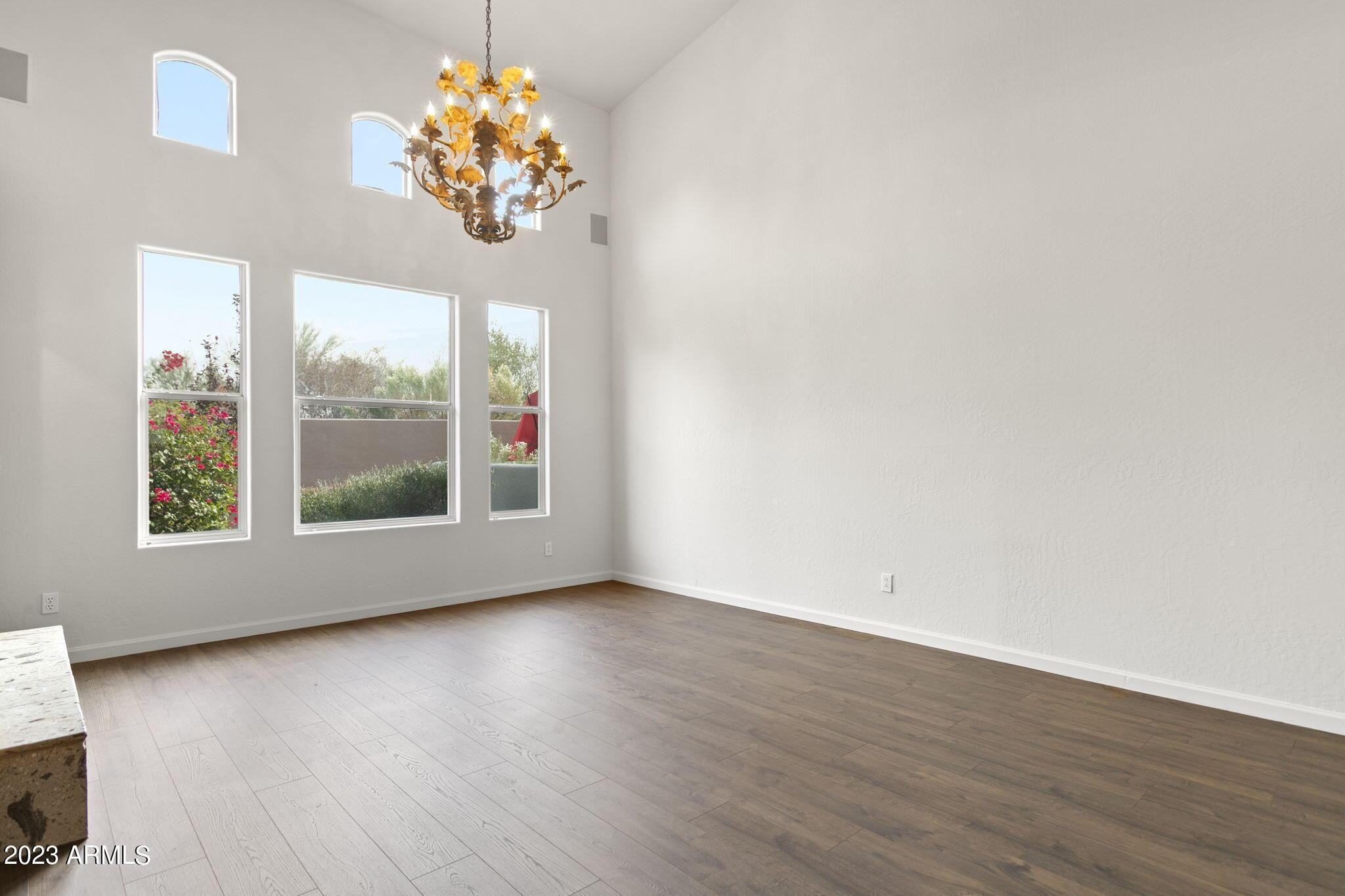 20802 N GRAYHAWK Drive 1002